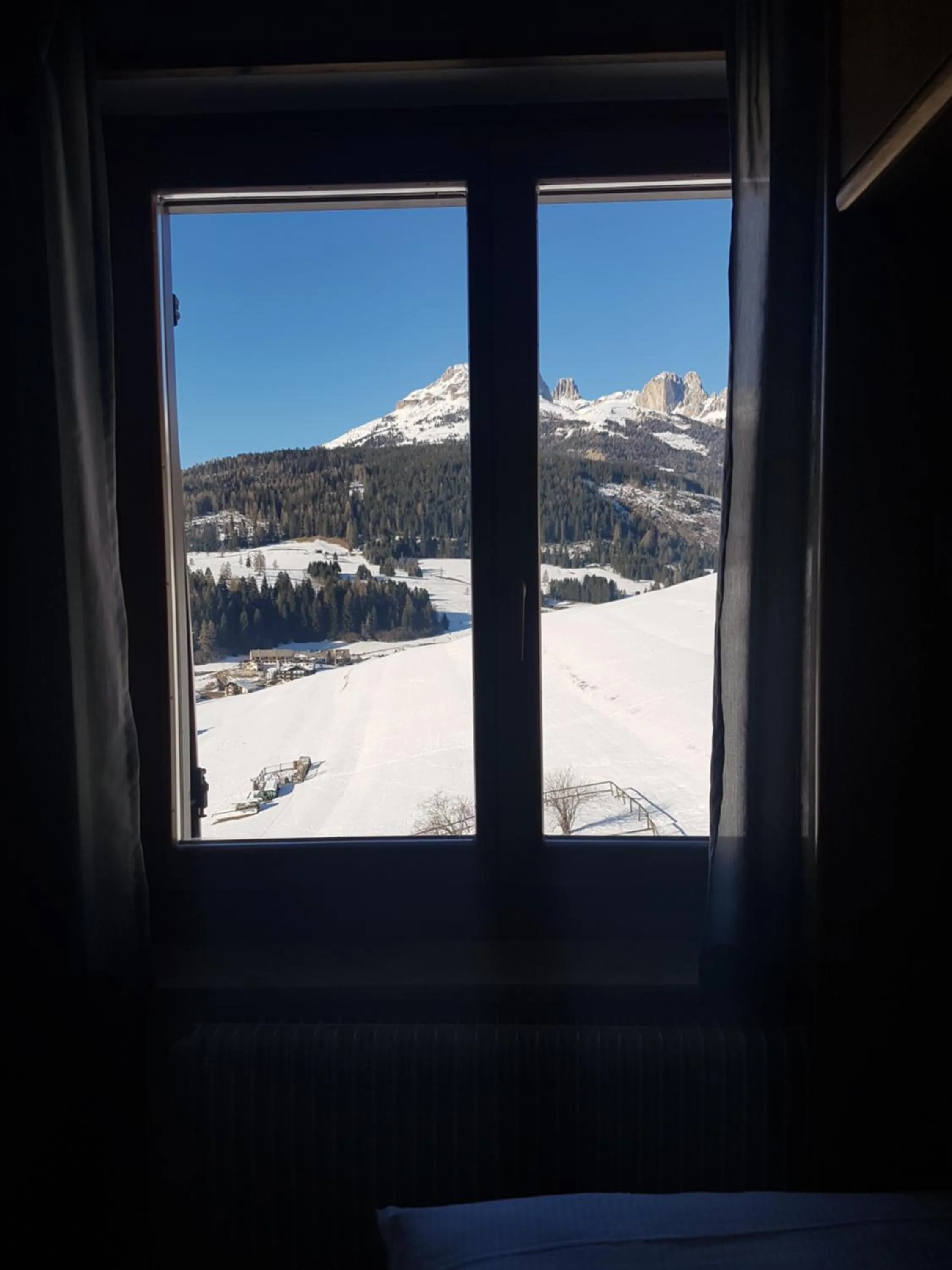 Bed in Ciasa Alpina Relax Hotel