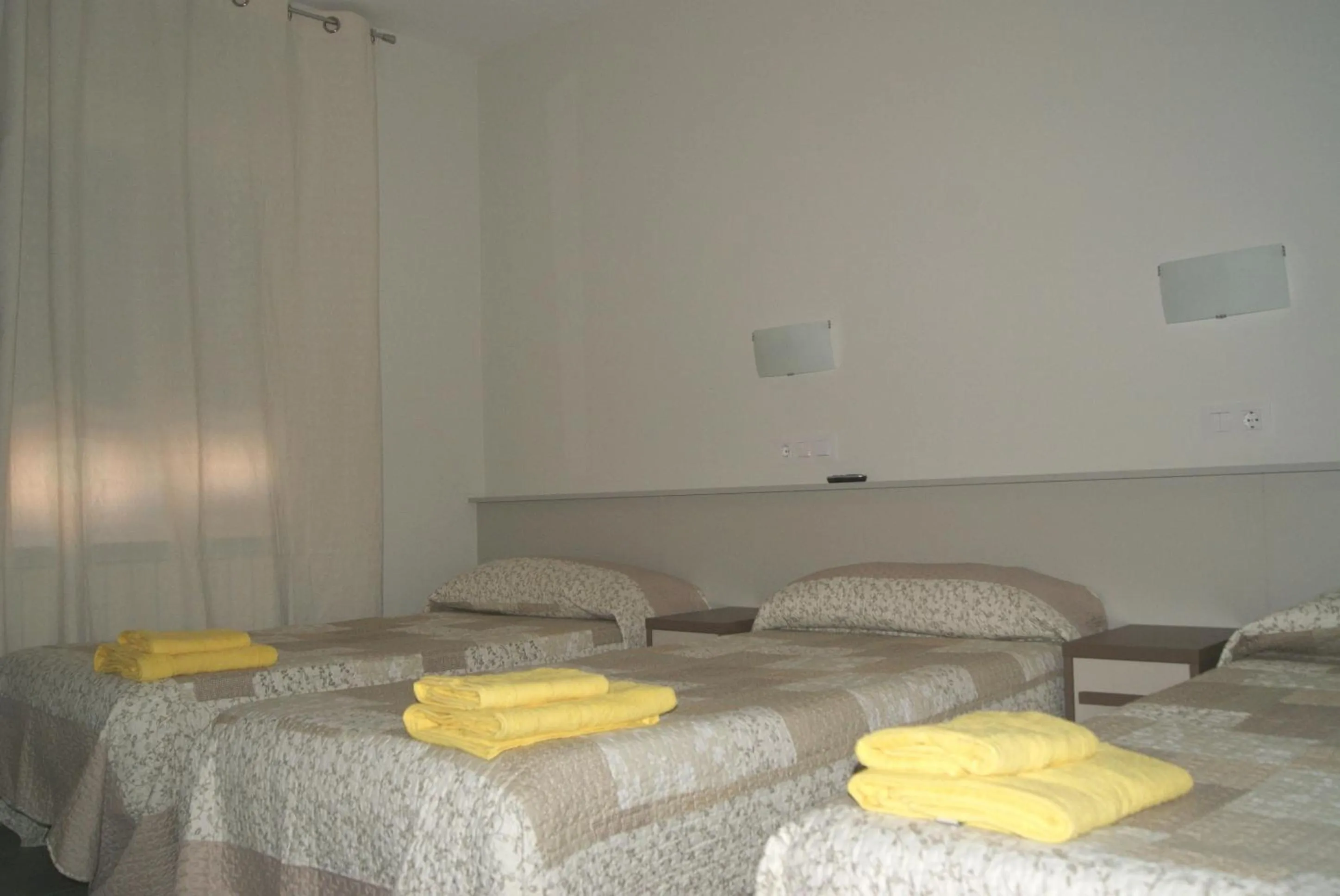 Bed in Pensión Calfred II