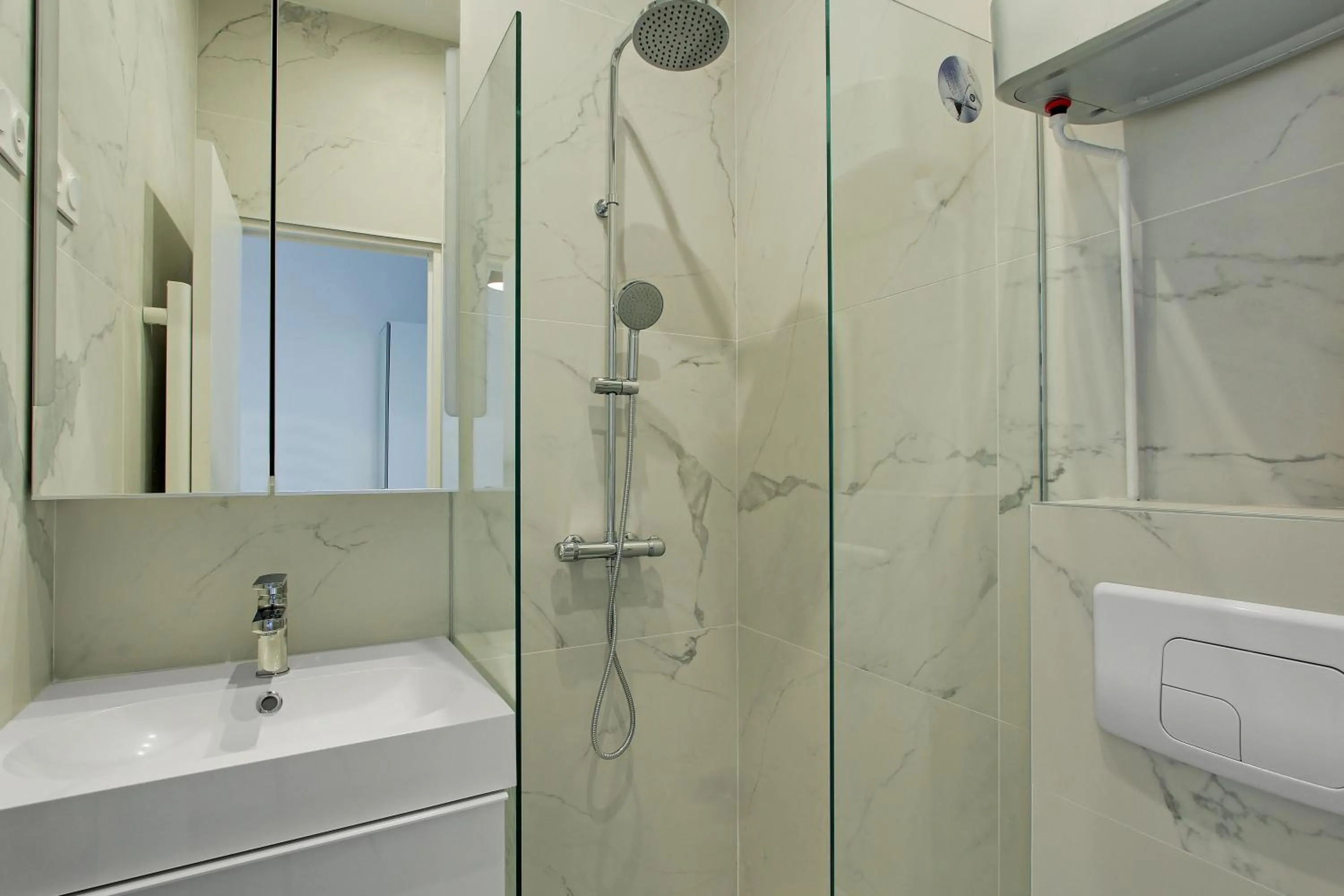 Bathroom in Pick a Flat's Apartment in Montmartre - Rue des Martyrs studio