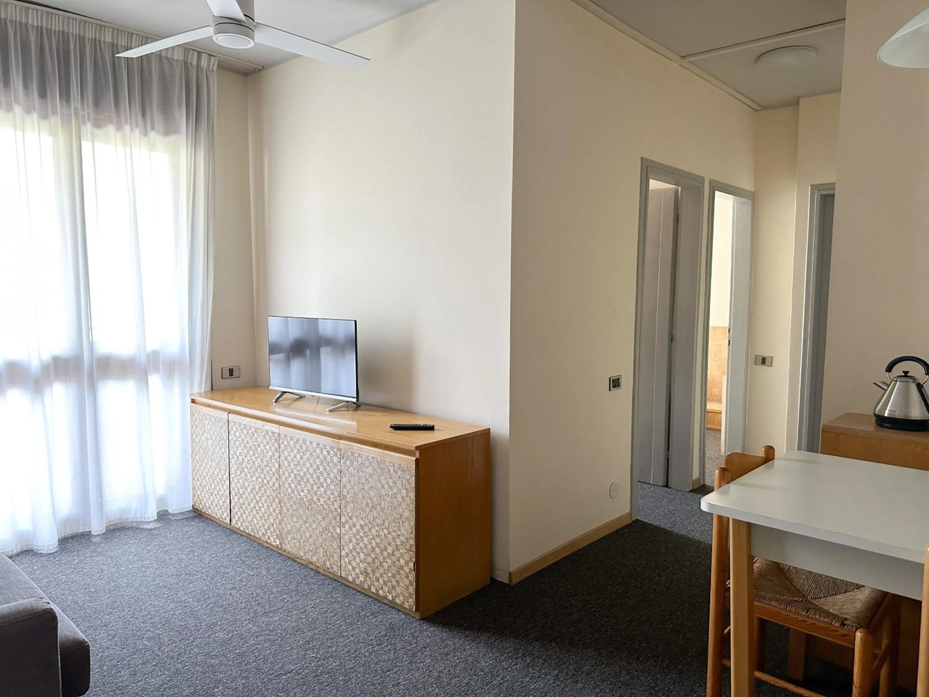 Dining area in Residence Monica