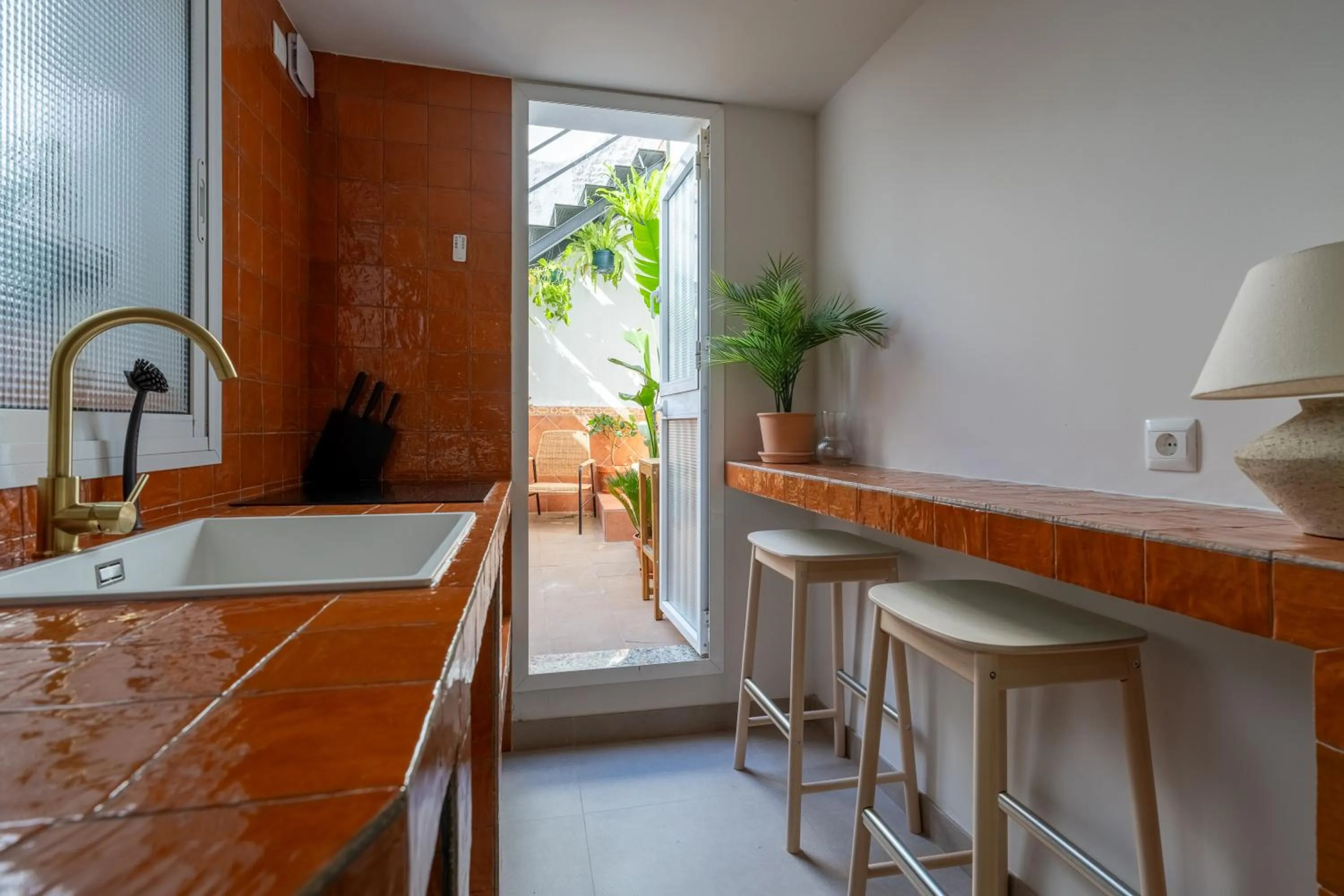 Kitchen or kitchenette in I AM La Posada Hotel and Apartment