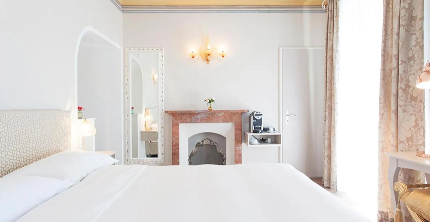 Bedroom, Bed in Boutique Hotel Villa Sarnia