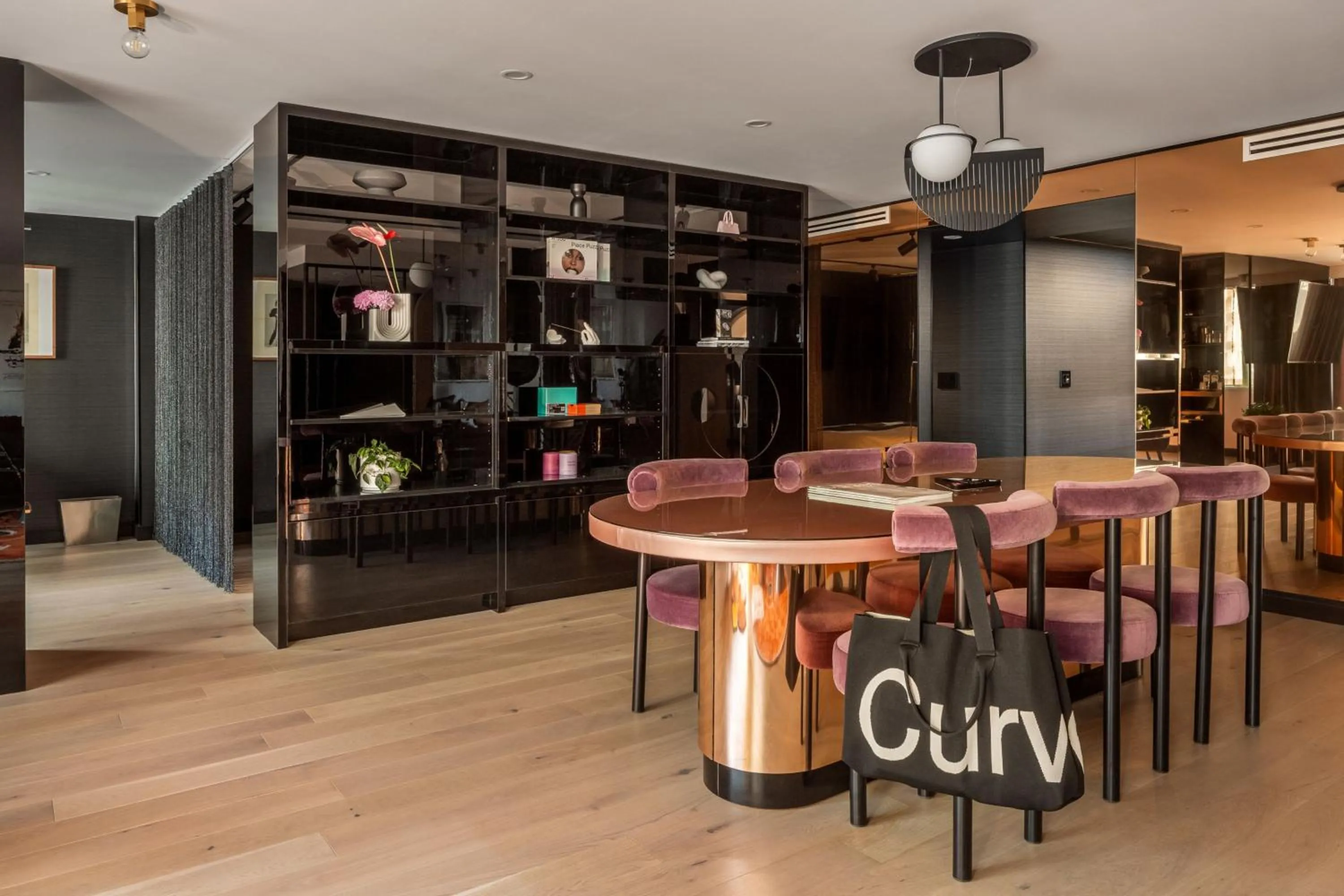 Photo of the whole room in W Toronto