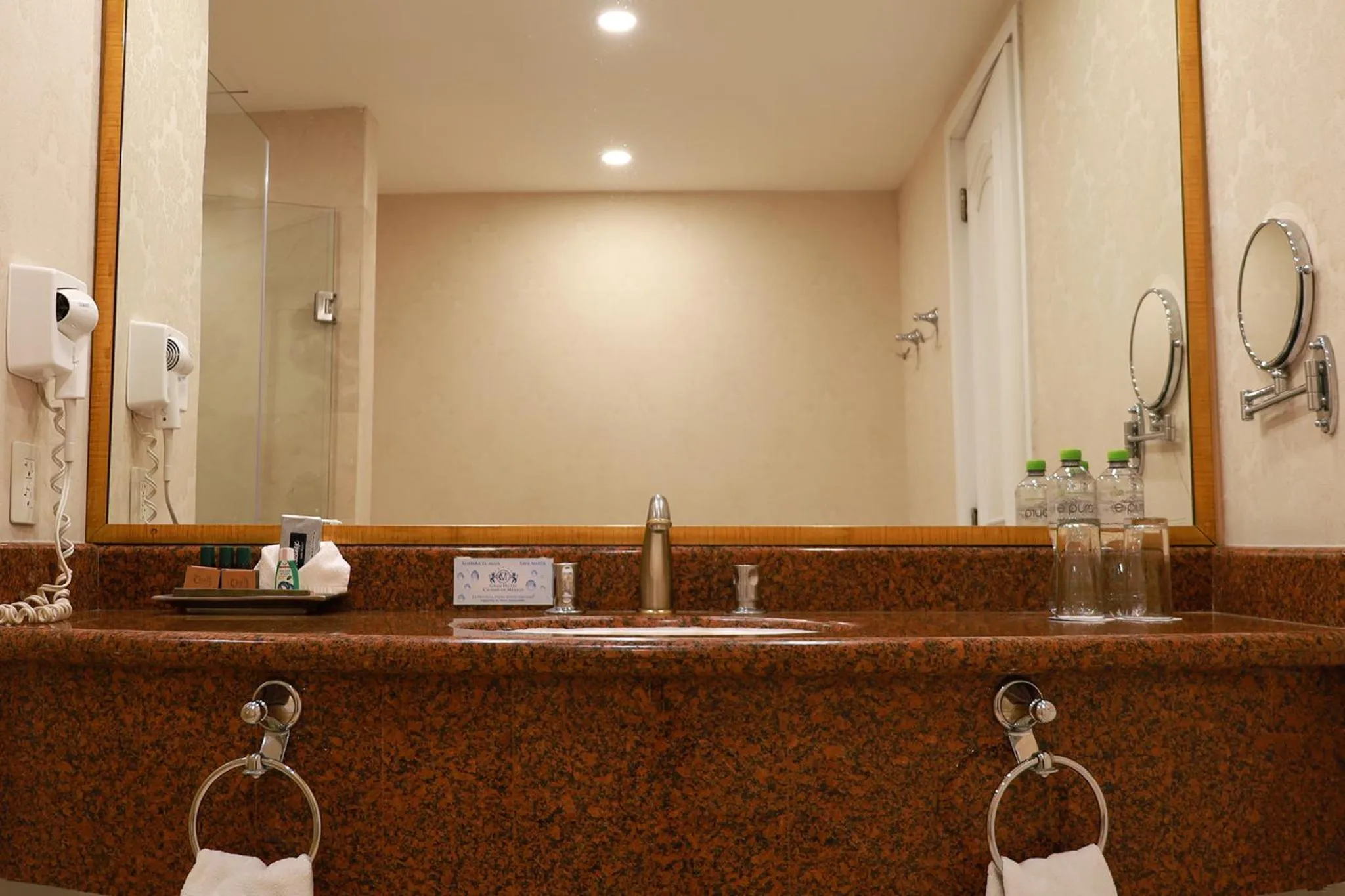 Guests in Gran Hotel Ciudad de México Zócalo View