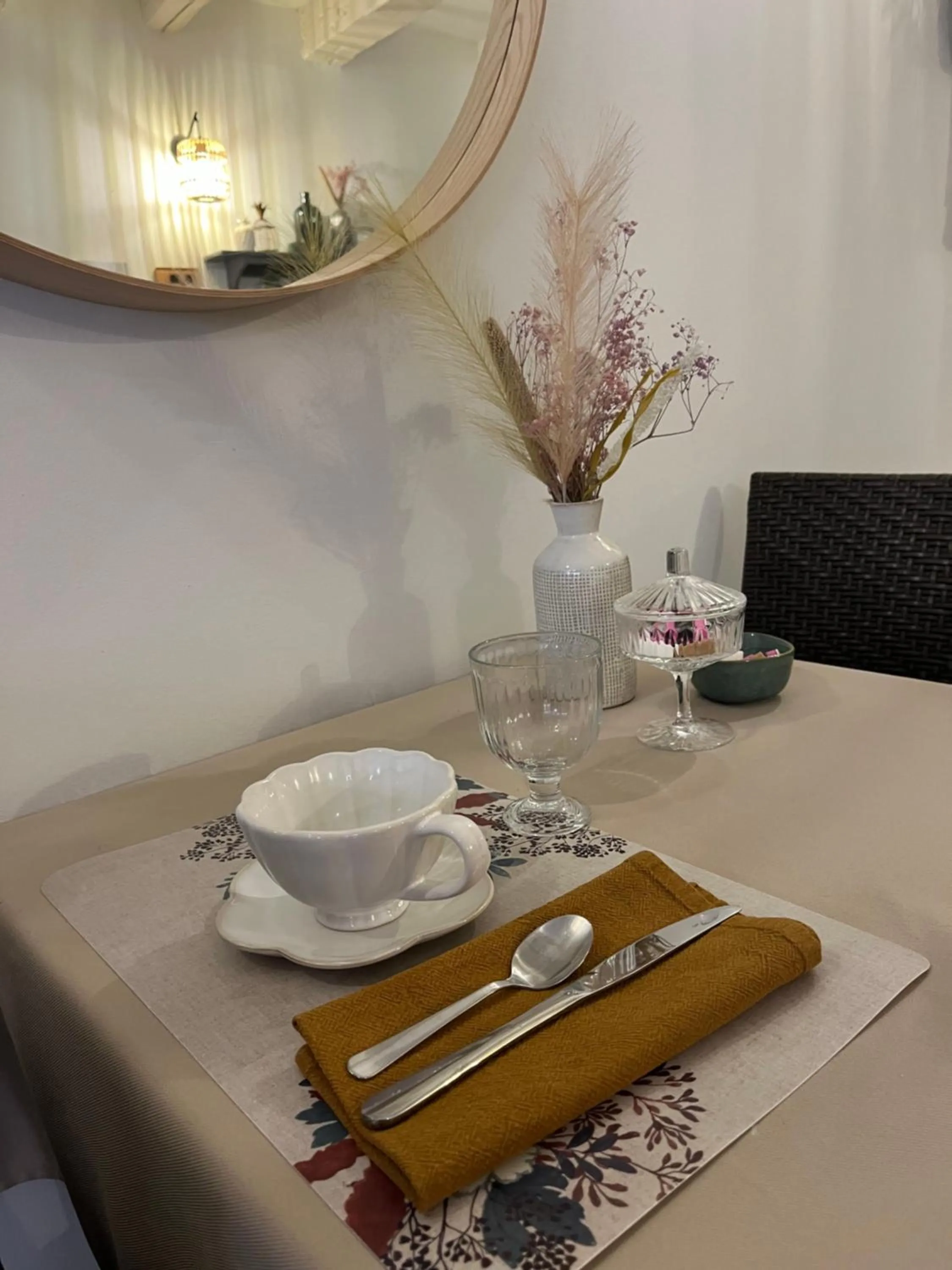 Breakfast in Logis Hôtel La Fenière