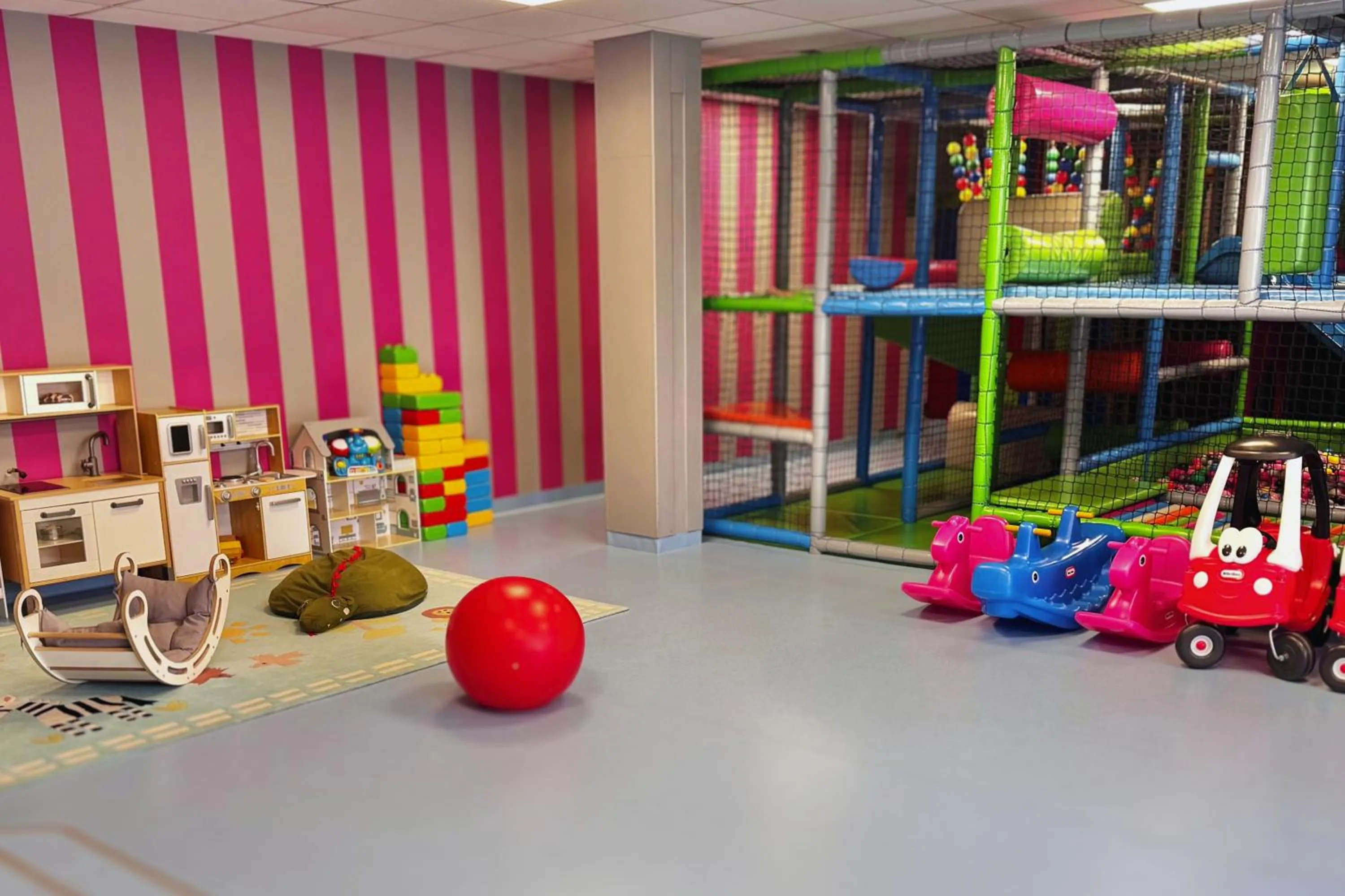 Children play ground in Prawdzic Family Resort & Wellness