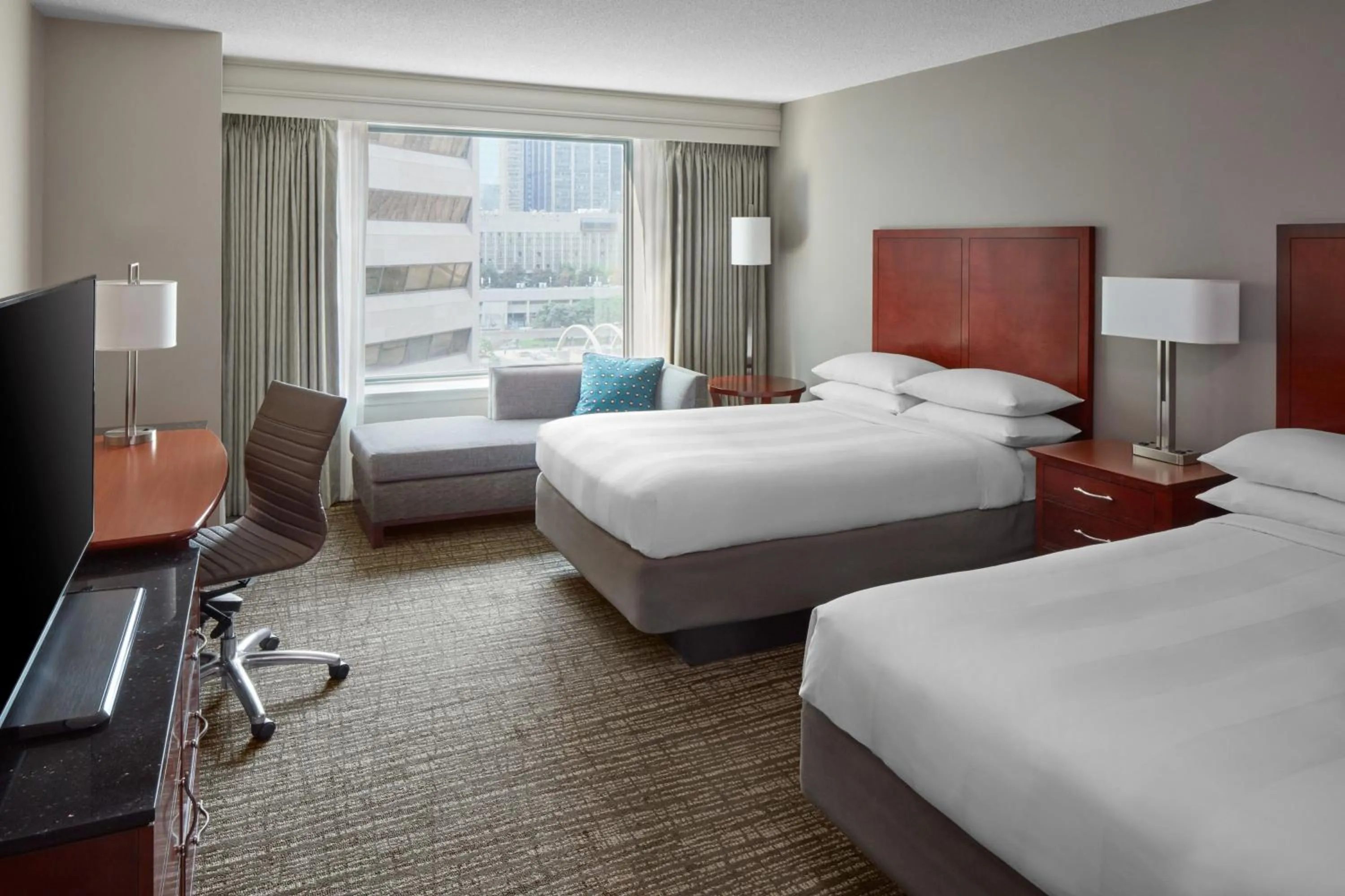Photo of the whole room, Bed in Marriott Downtown at CF Toronto Eaton Centre