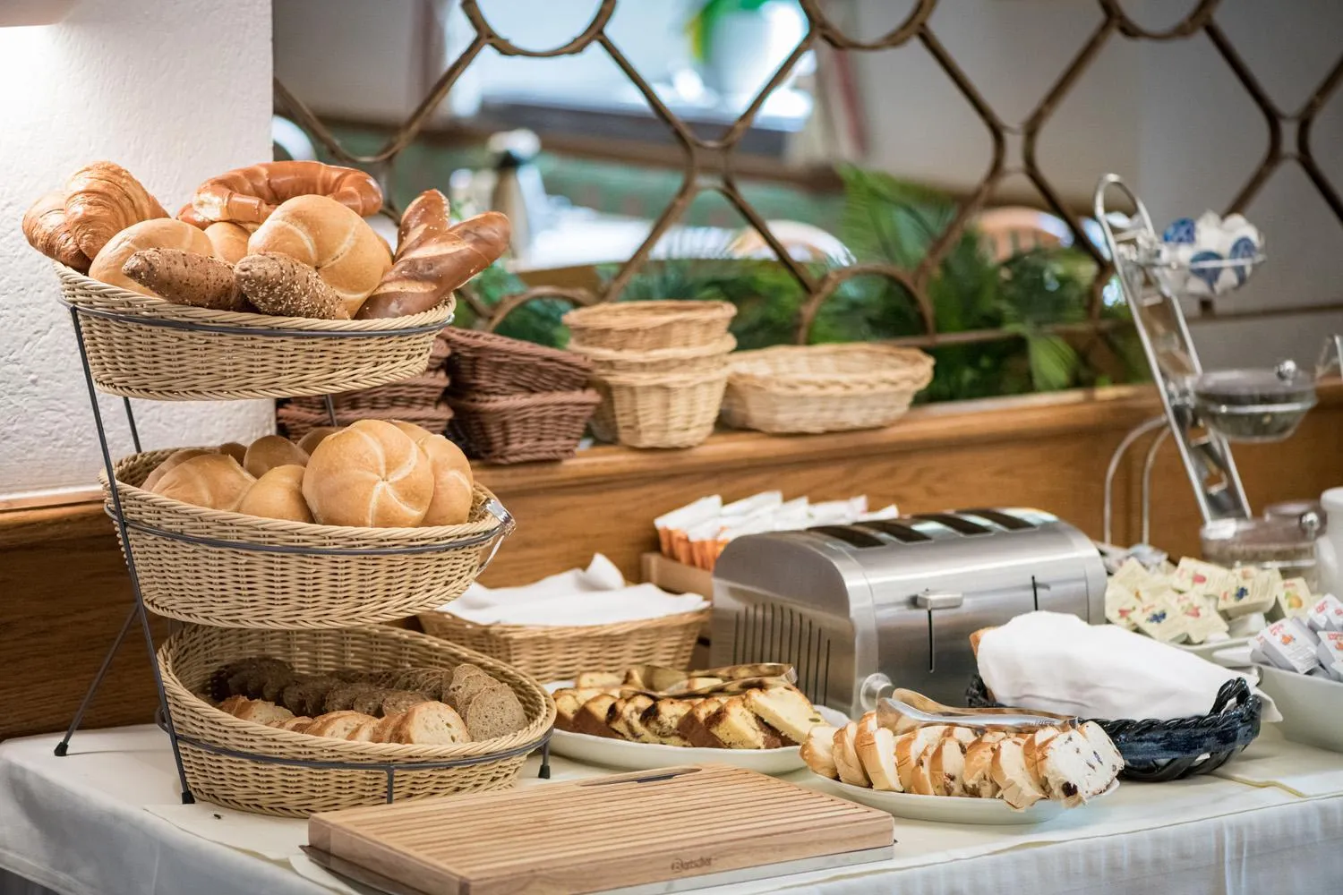 Breakfast in Hotel Plankenhof B&B