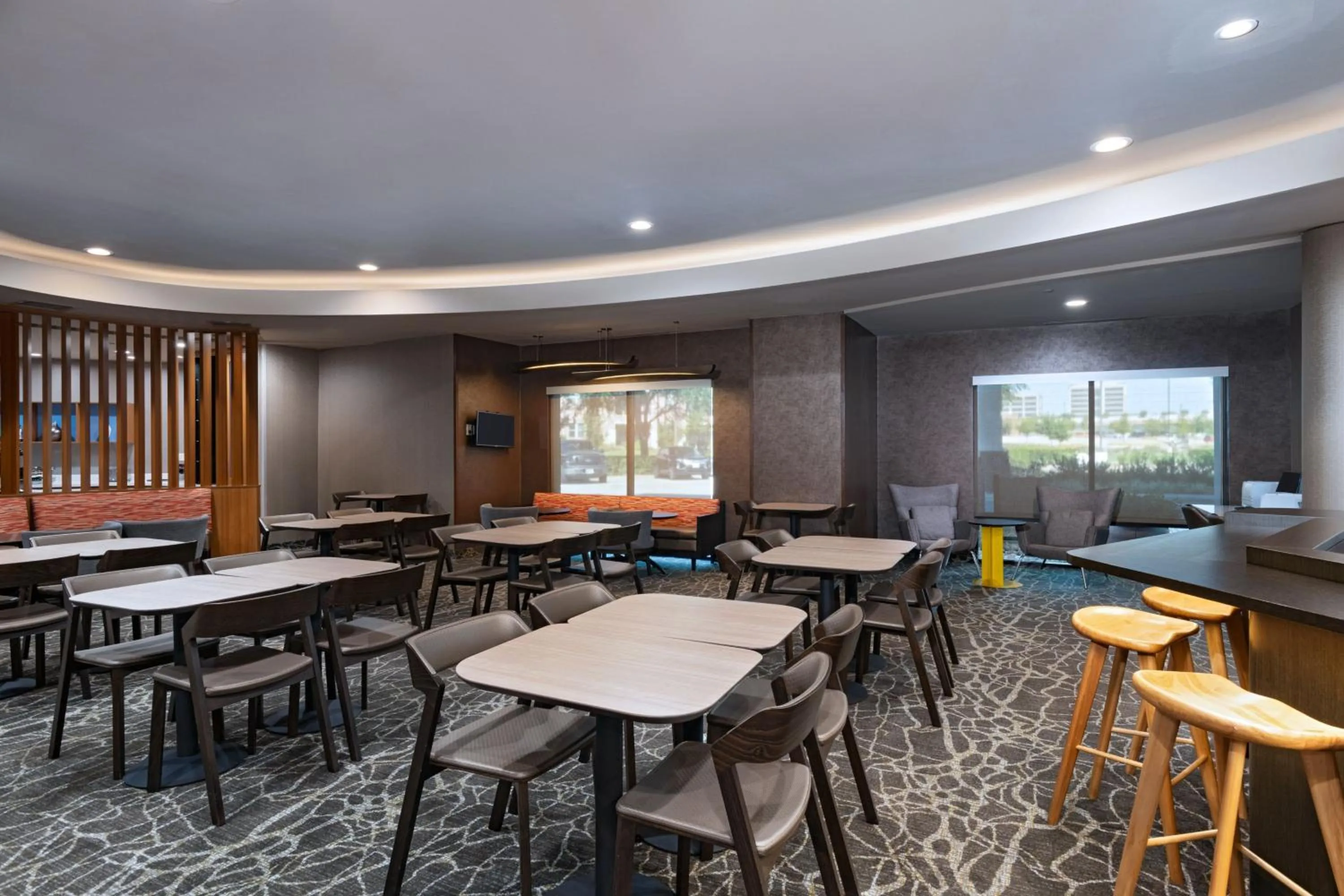 Lobby or reception in SpringHill Suites by Marriott Dallas DFW Airport East Las Colinas Irving