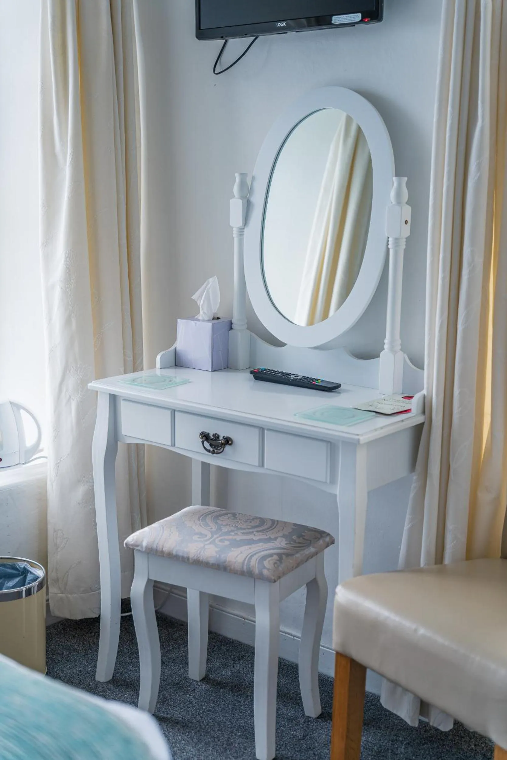 Bed in Rooms at The Highcliffe