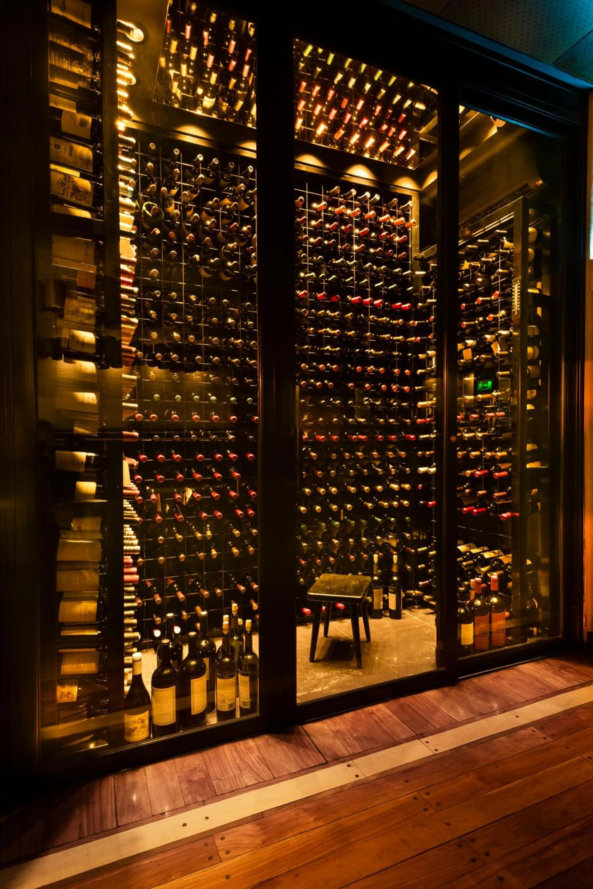 Restaurant/places to eat in Windsor Hotel