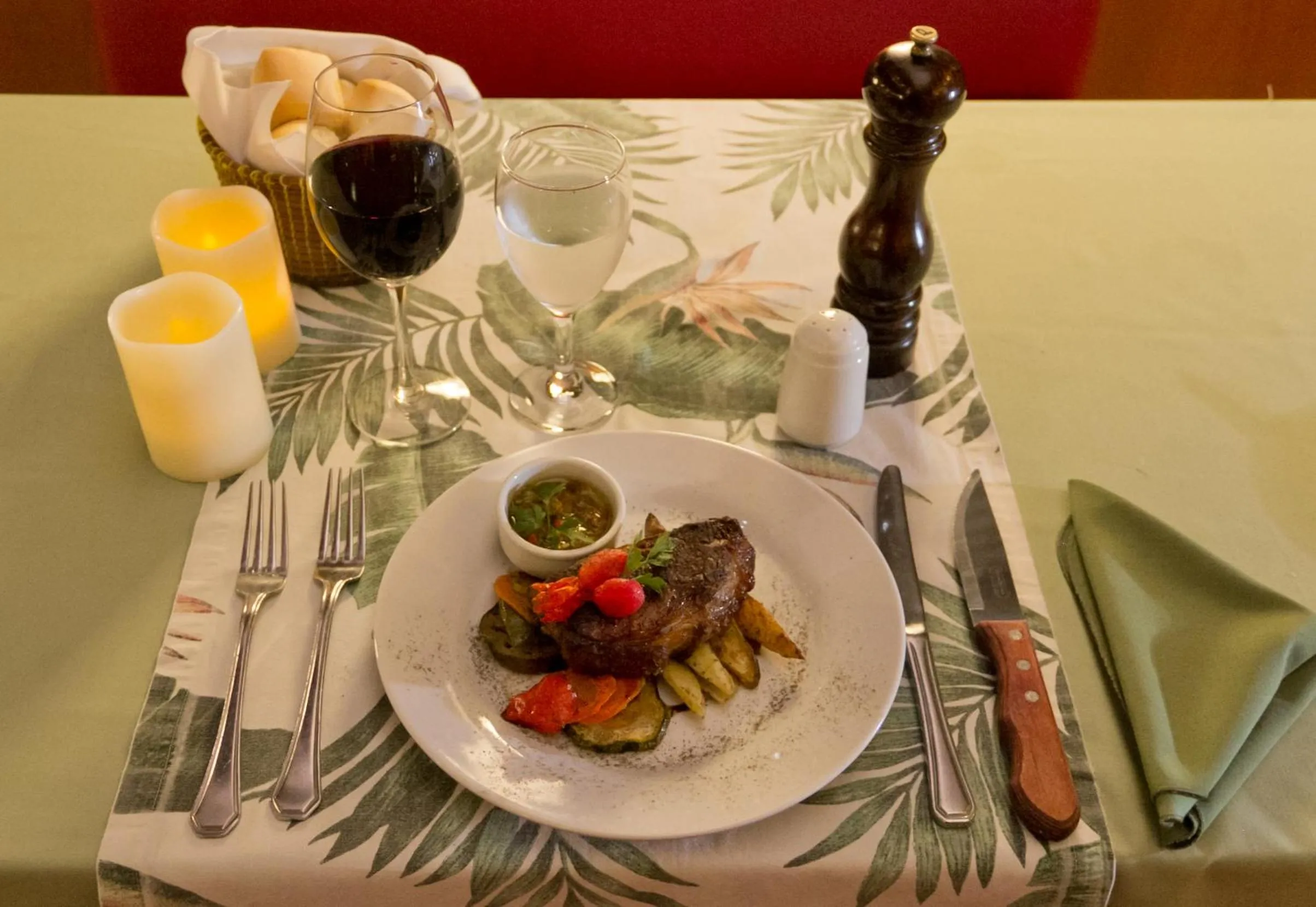 Food and drinks in Amérian Portal Del Iguazú Hotel