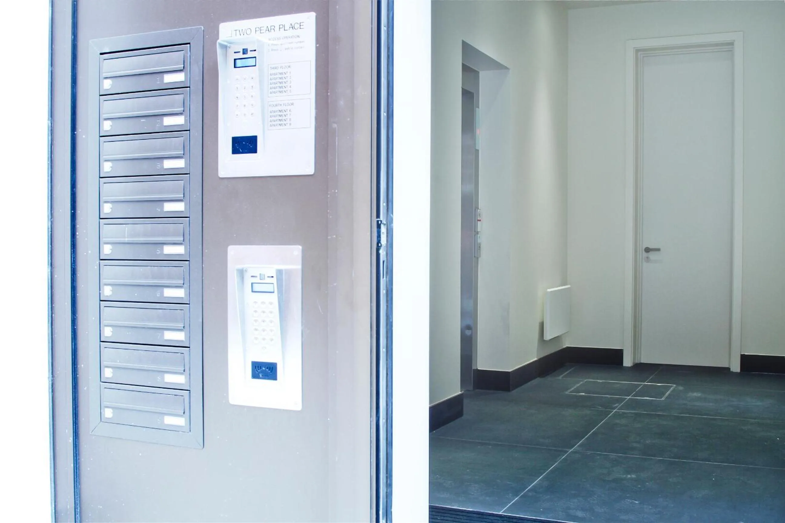 Facade/entrance in StayLux Waterloo