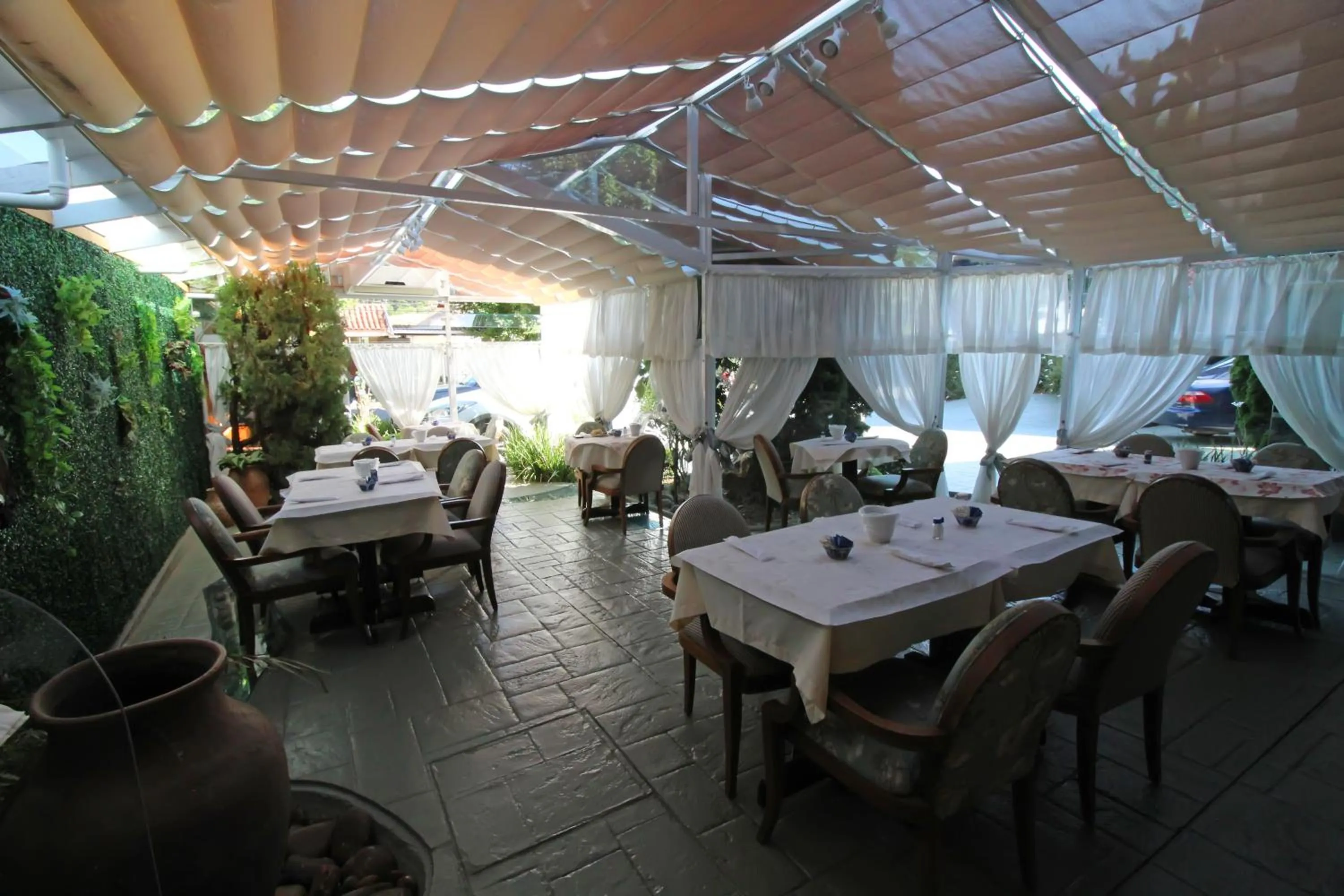 Restaurant/places to eat in Pousada Villa Capivary Campos do Jordão