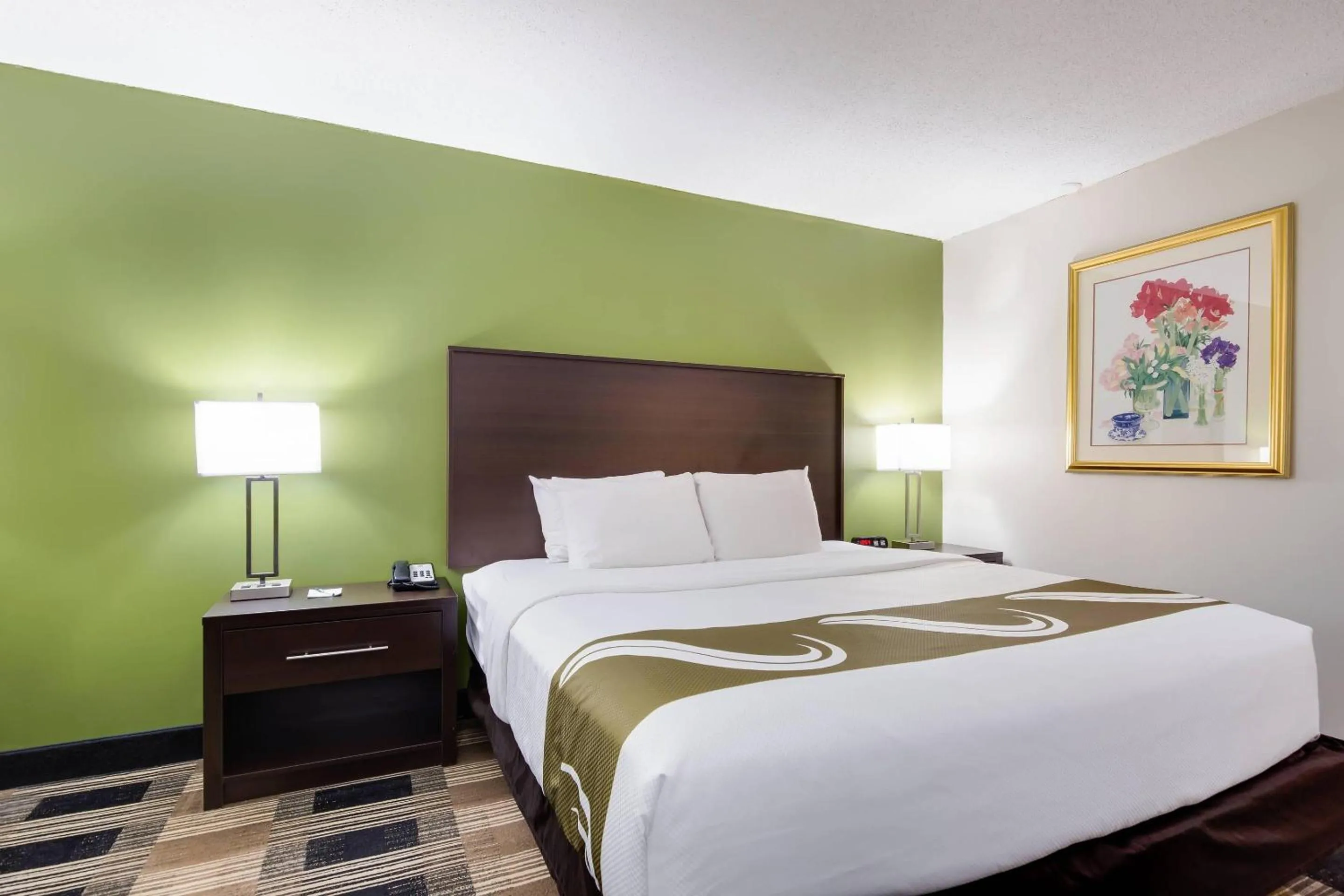 Bedroom, Bed in Quality Inn Oneonta Cooperstown Area