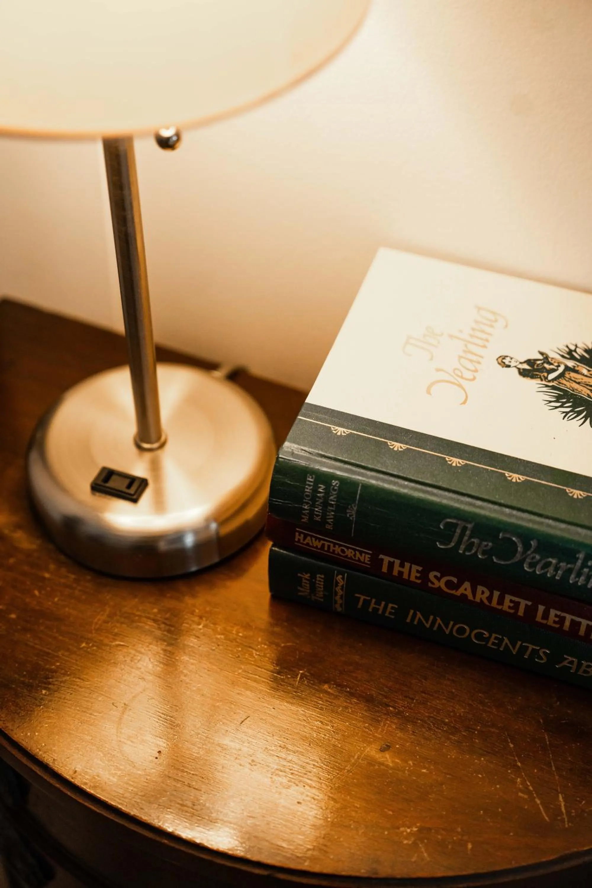 Decorative detail in South Landing Inn
