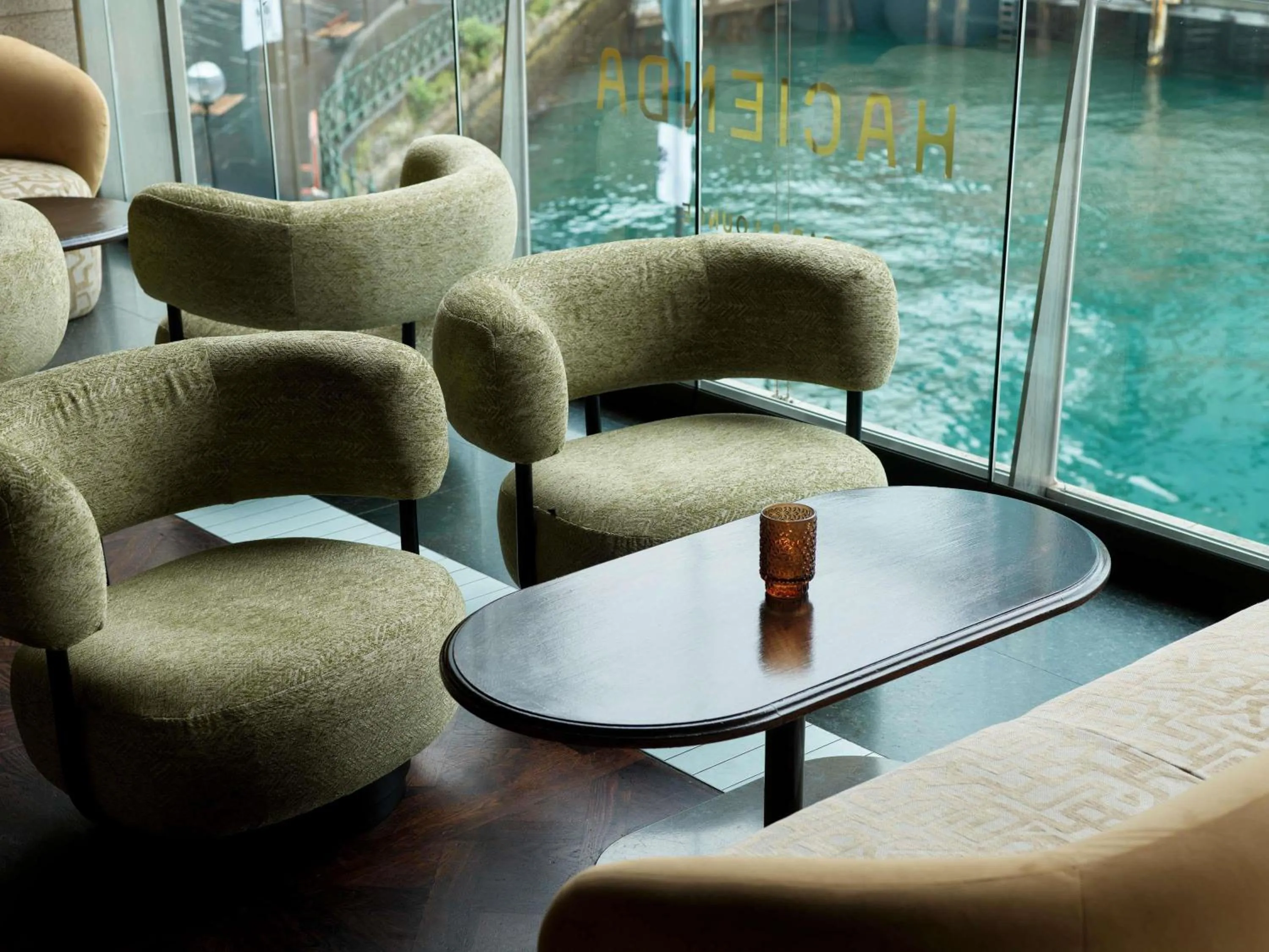 Restaurant/places to eat in Pullman Quay Grand Sydney Harbour