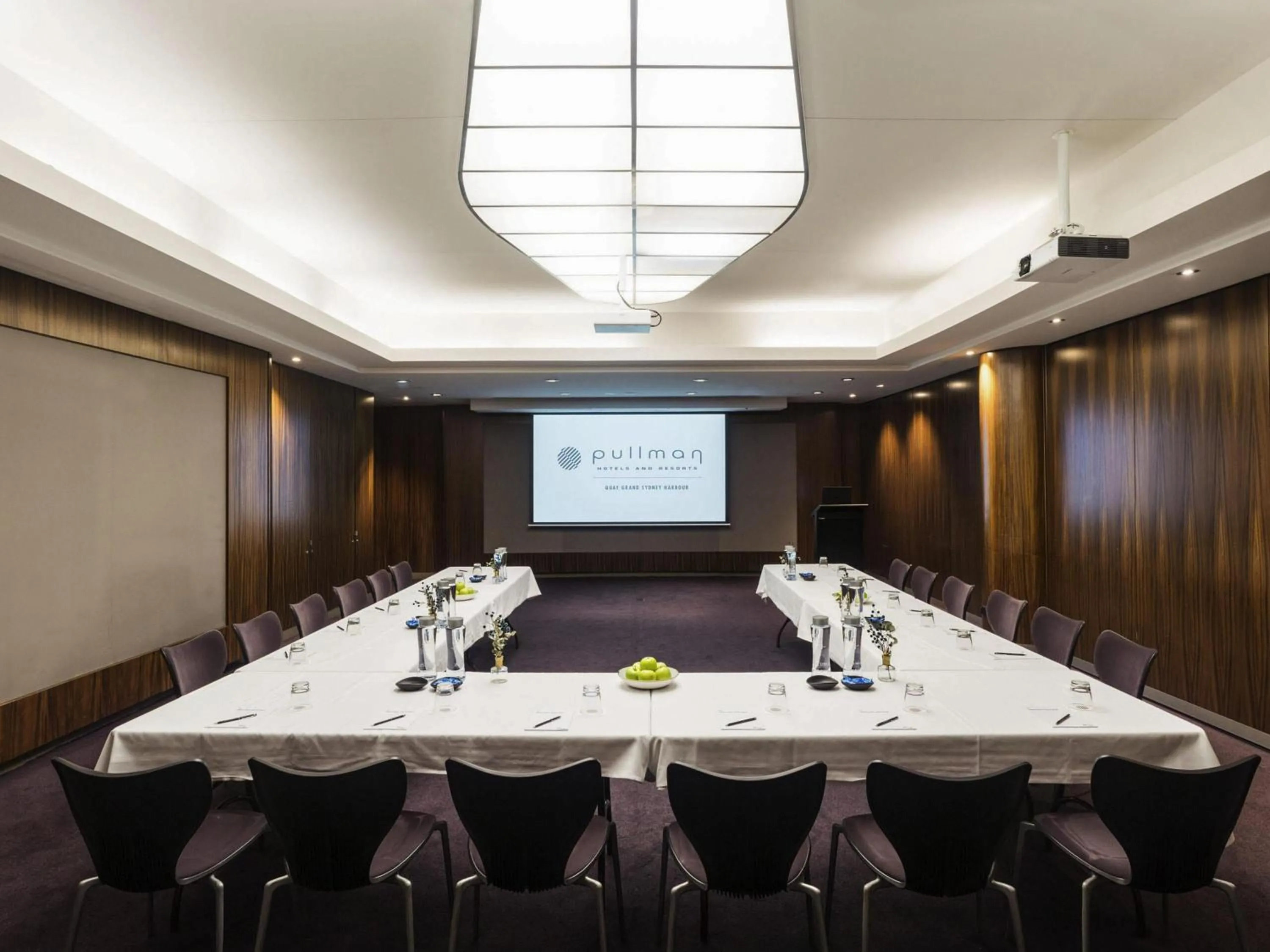Meeting/conference room in Pullman Quay Grand Sydney Harbour