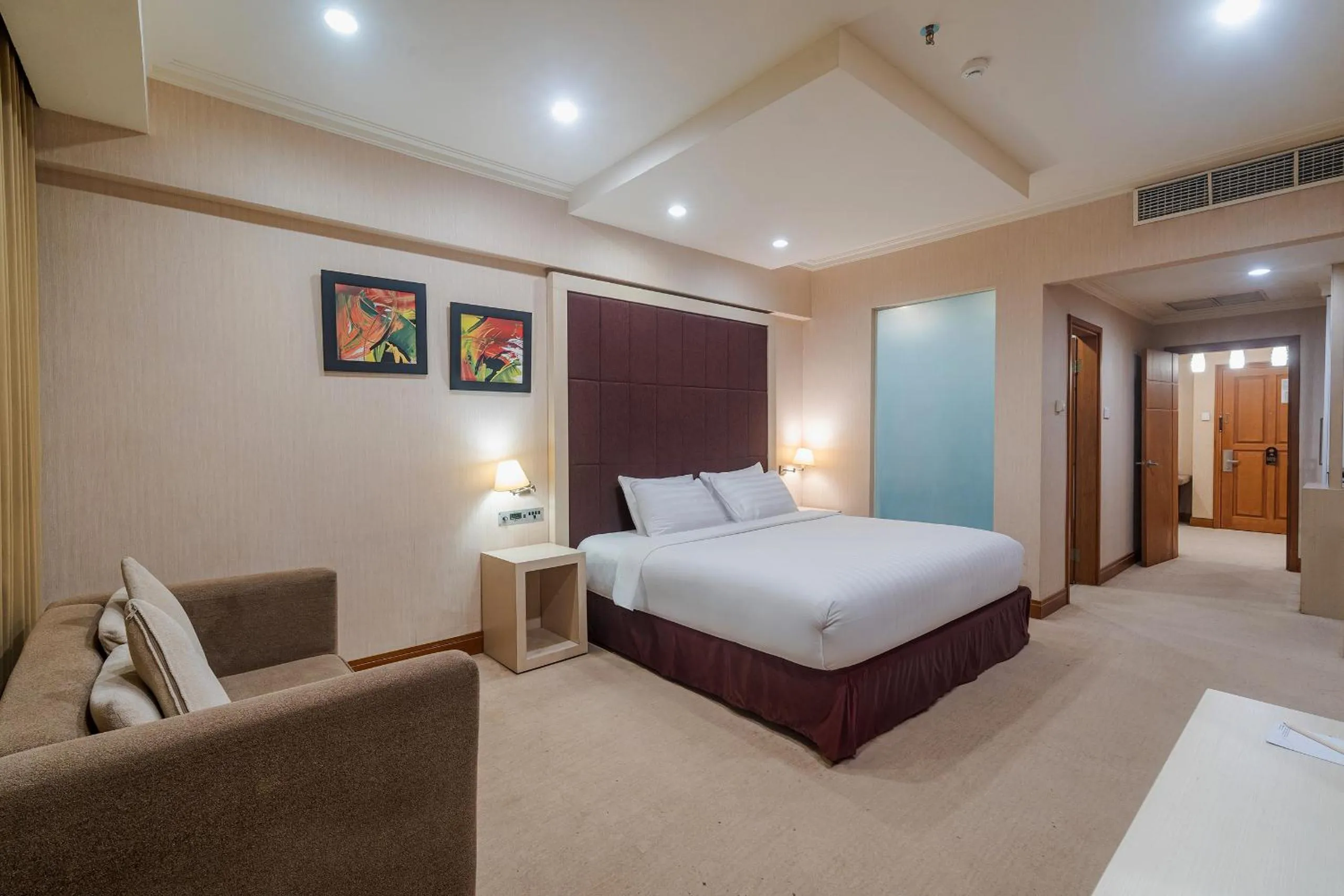 Bedroom, Bed in Surabaya Suites Hotel Powered by Archipelago