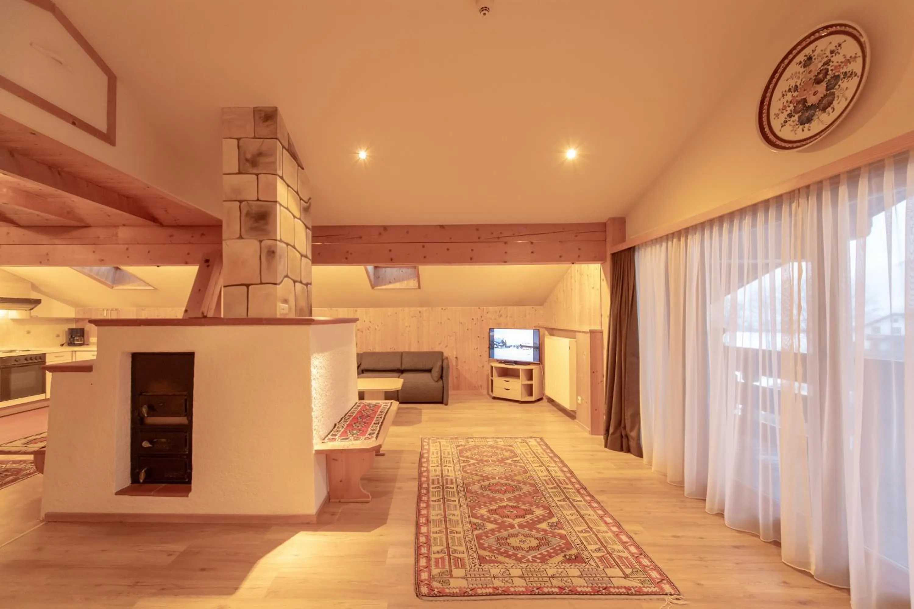 TV and multimedia in Frühstückshotel Margret