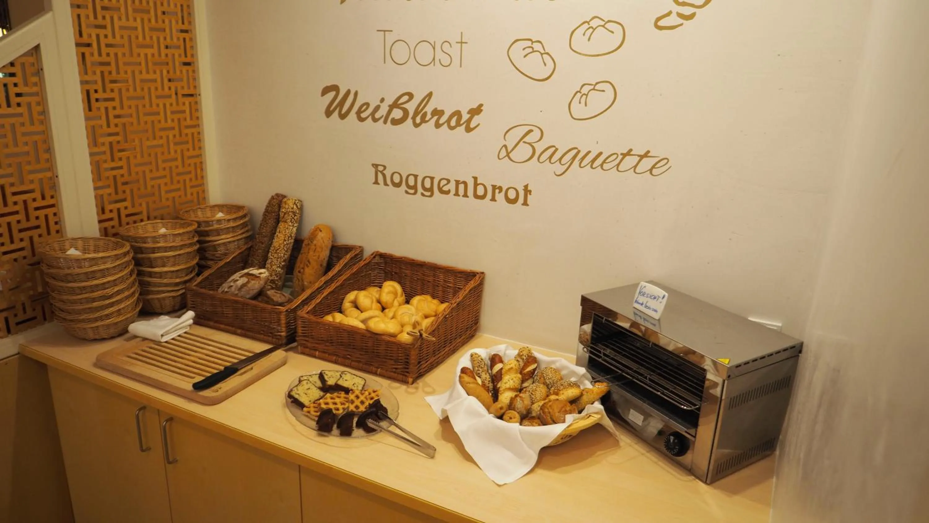 Buffet breakfast in Frühstückshotel Margret