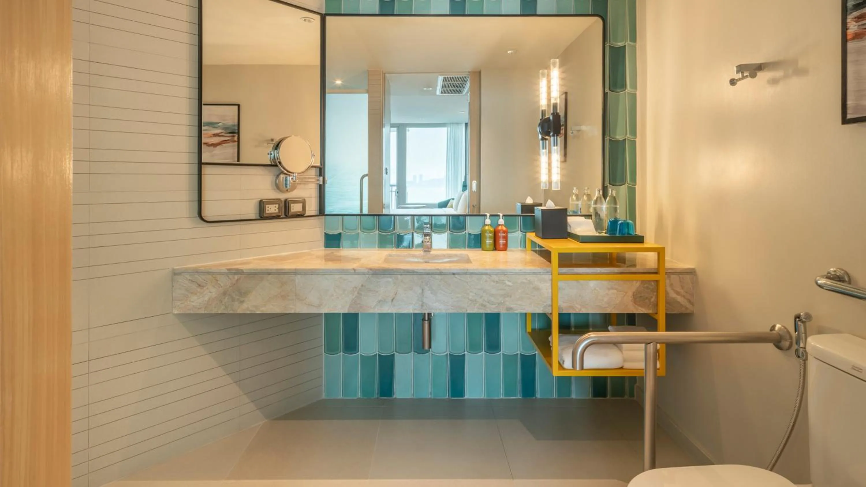 Photo of the whole room in Holiday Inn Pattaya by IHG