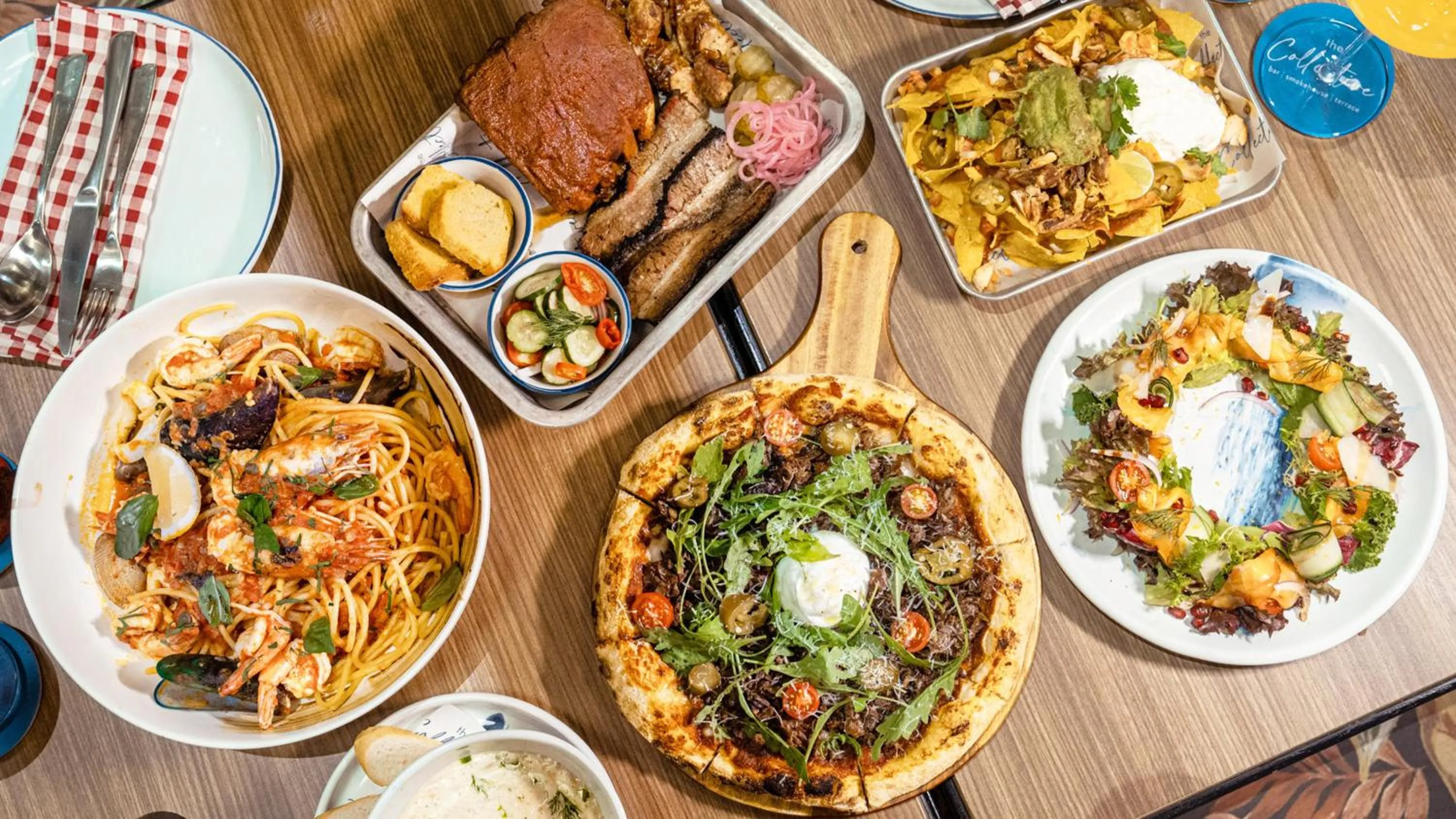 Restaurant/places to eat in Holiday Inn Pattaya by IHG