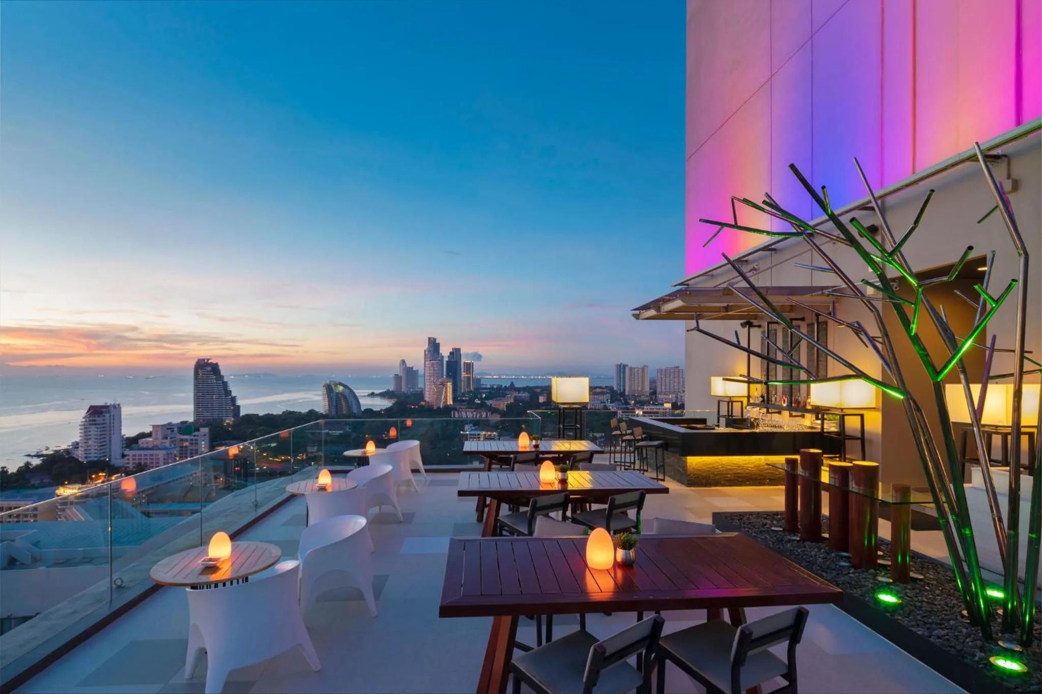 Property building in Holiday Inn Pattaya by IHG