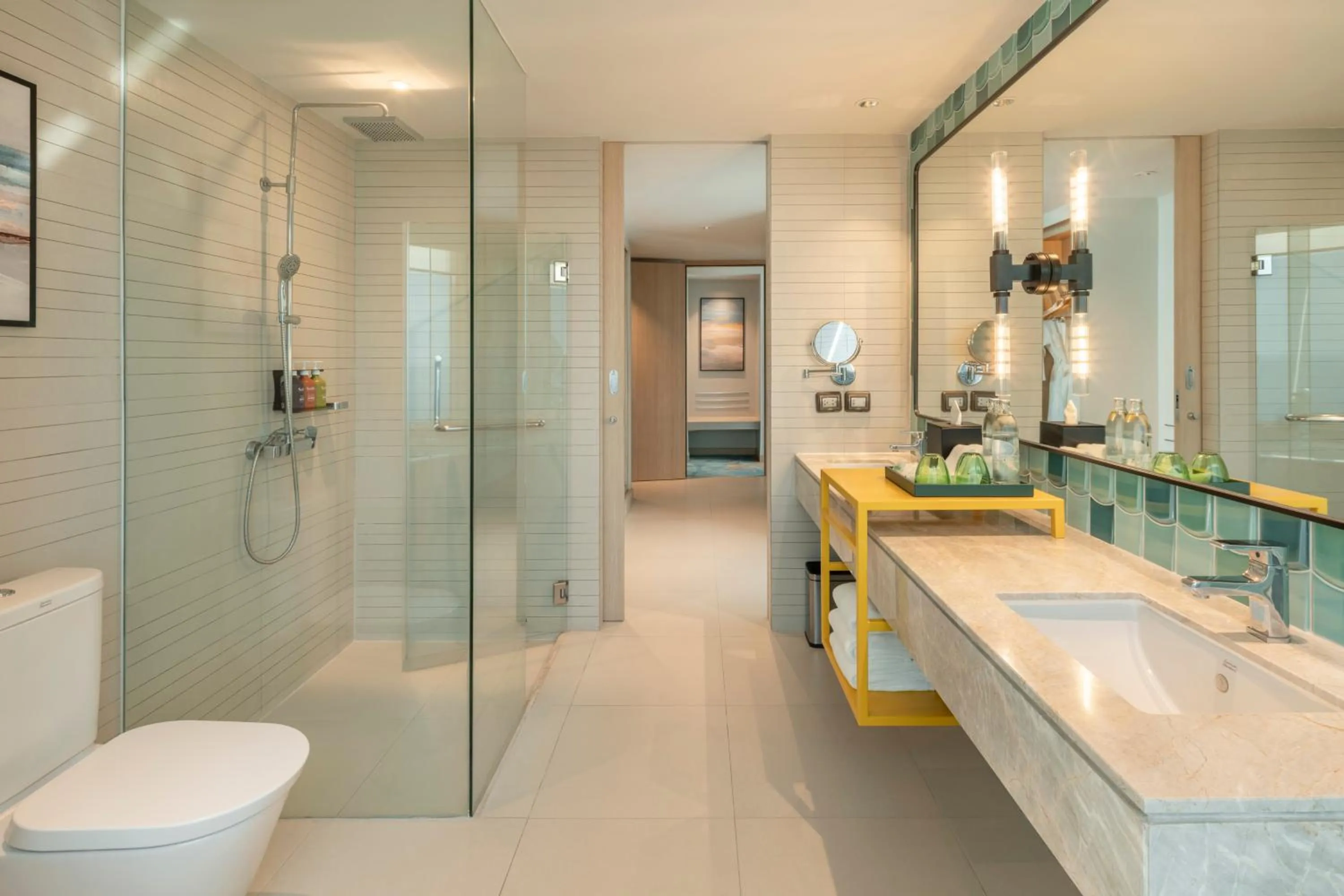 Bathroom in Holiday Inn Pattaya by IHG