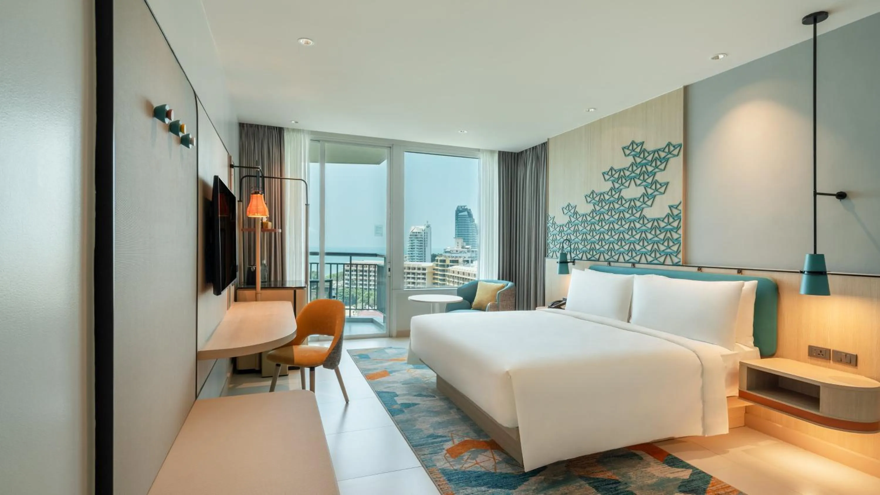 Photo of the whole room in Holiday Inn Pattaya by IHG