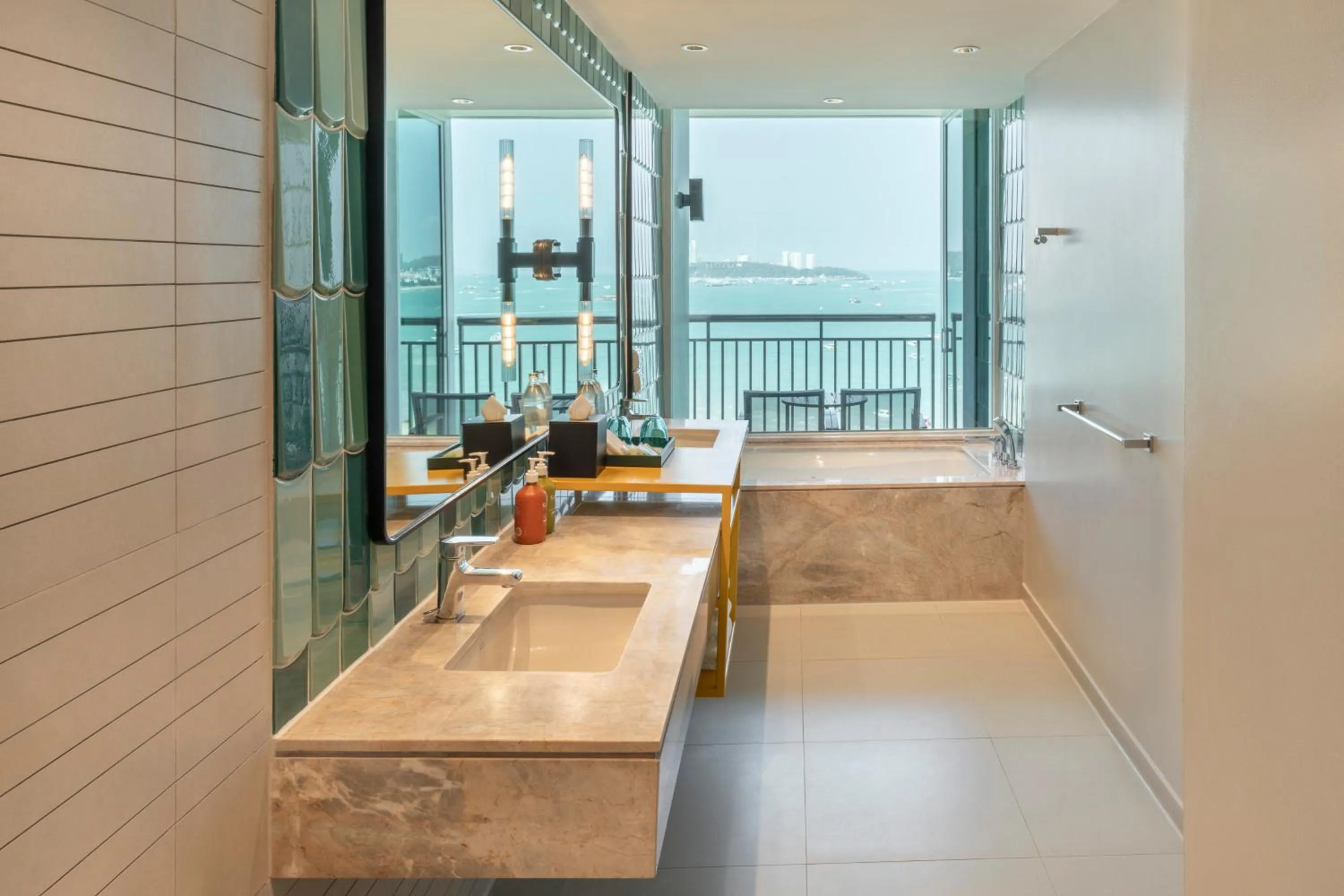 Bathroom in Holiday Inn Pattaya by IHG