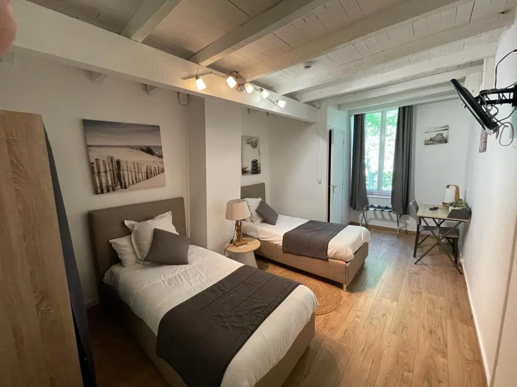 Photo of the whole room, Bed in Hotel Mas De Galoffre