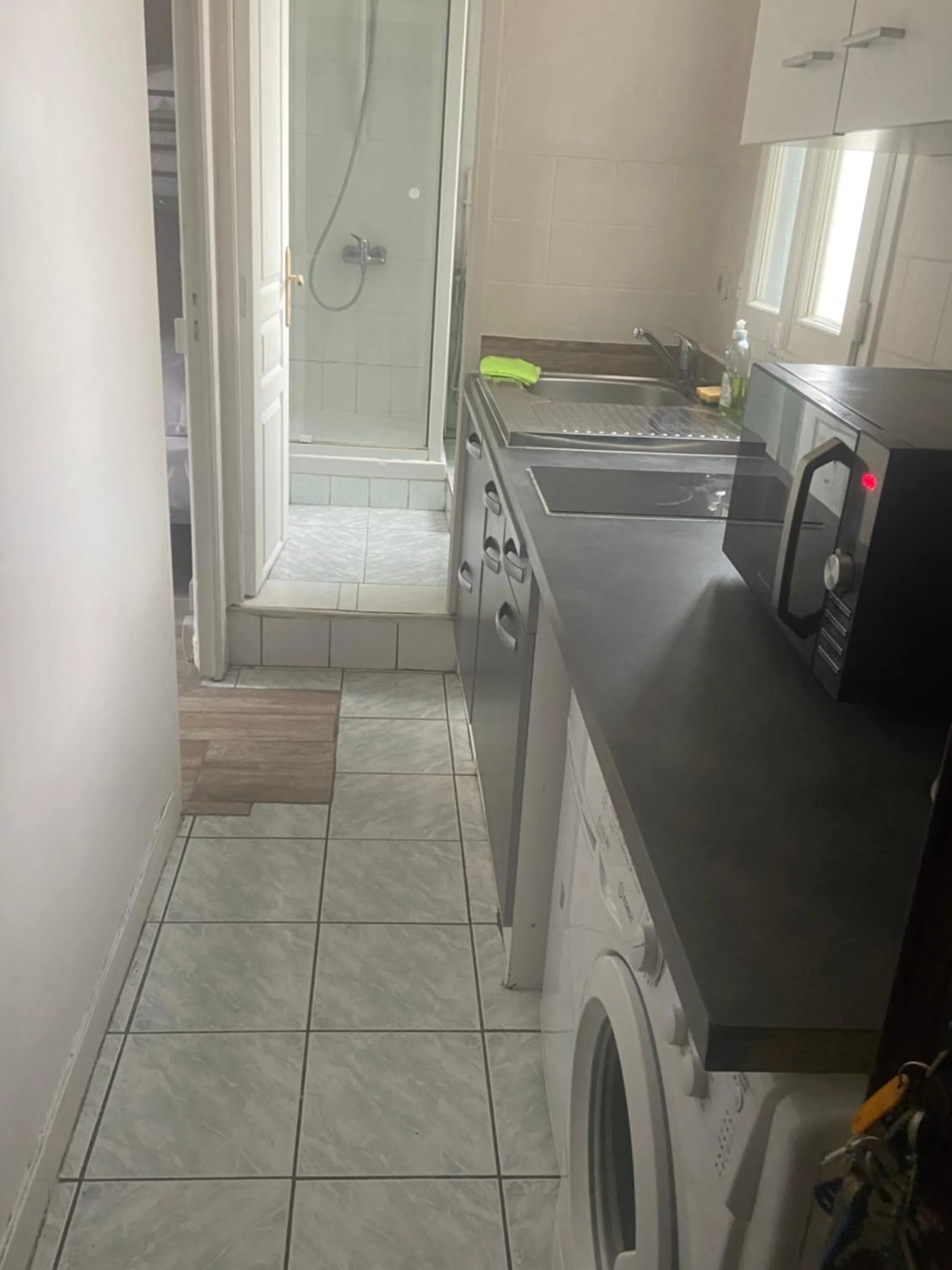 kitchen in RENT APPART - Colombes