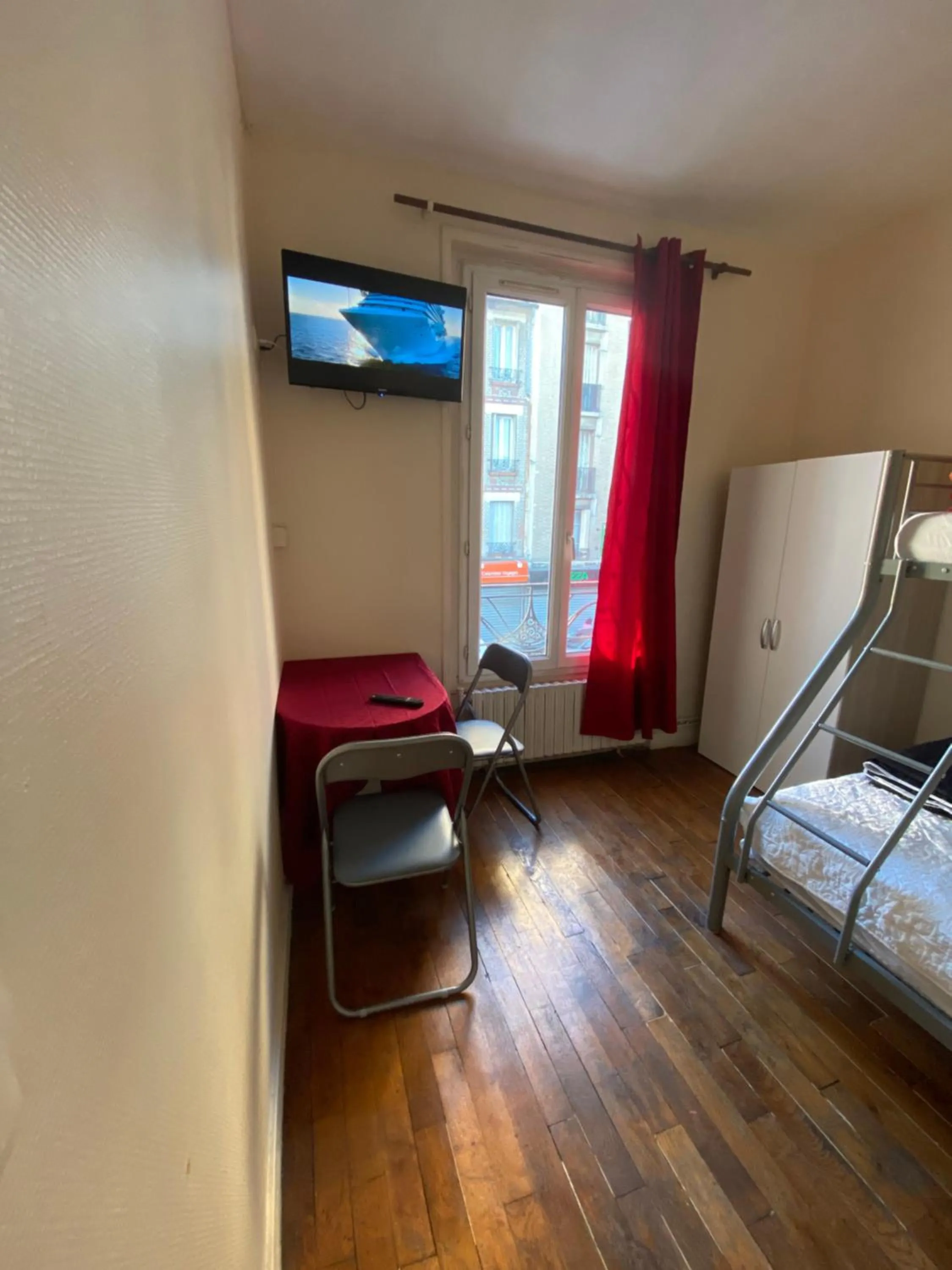 Bedroom, Bed in RENT APPART - Colombes