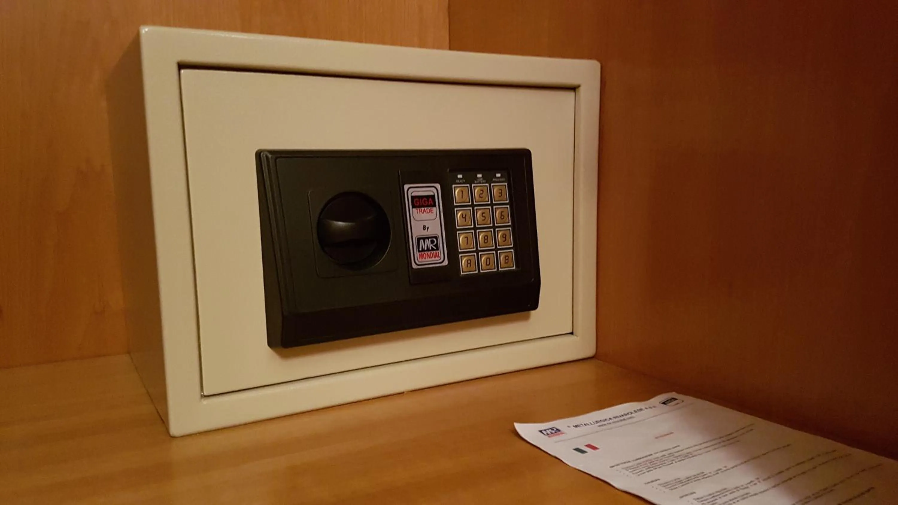 TV and multimedia in Hotel La Lanterna