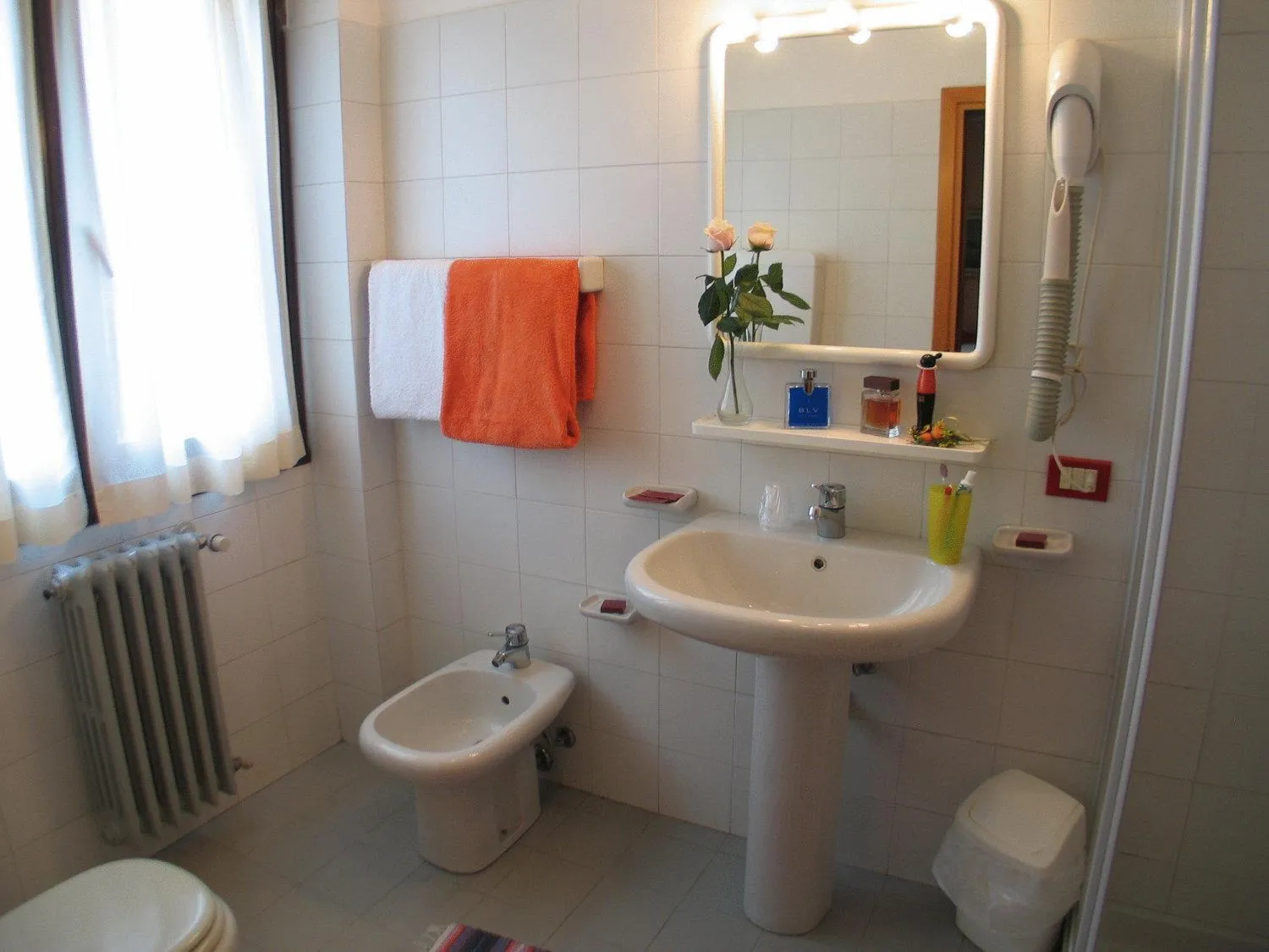 Bathroom in Hotel La Lanterna