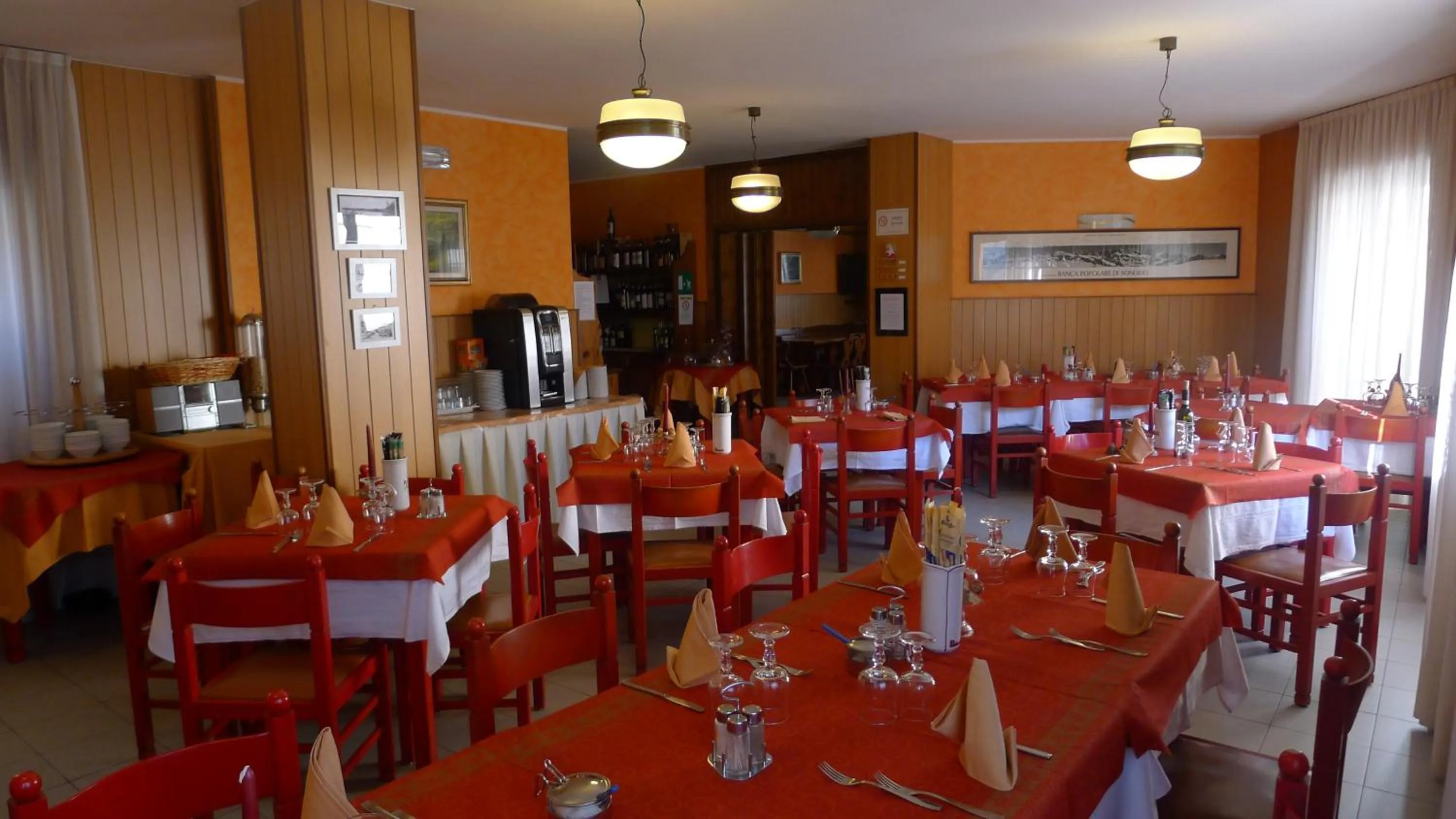 Restaurant/places to eat in Hotel La Lanterna