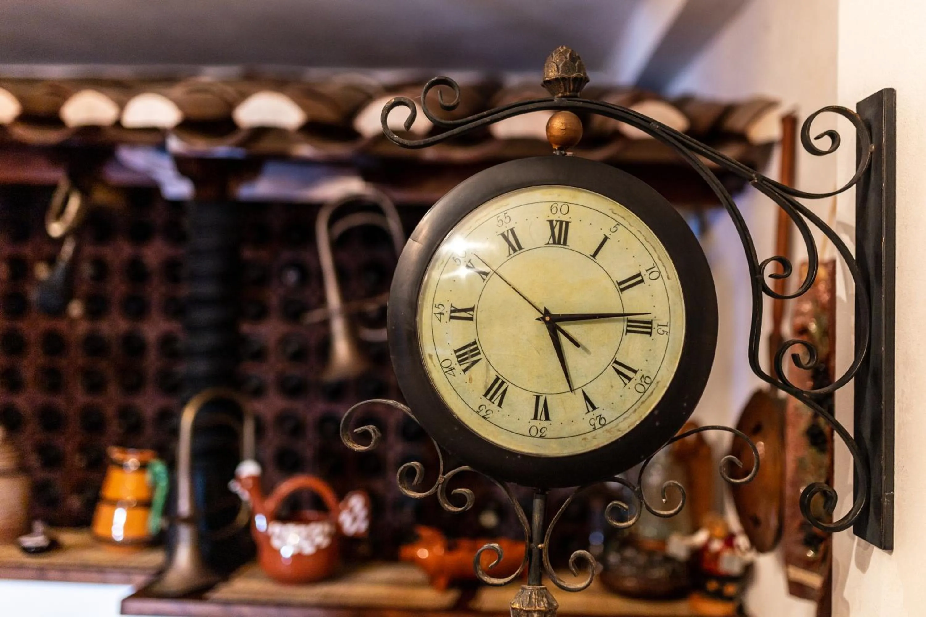 Decorative detail in Casa de S. Thiago do Castelo