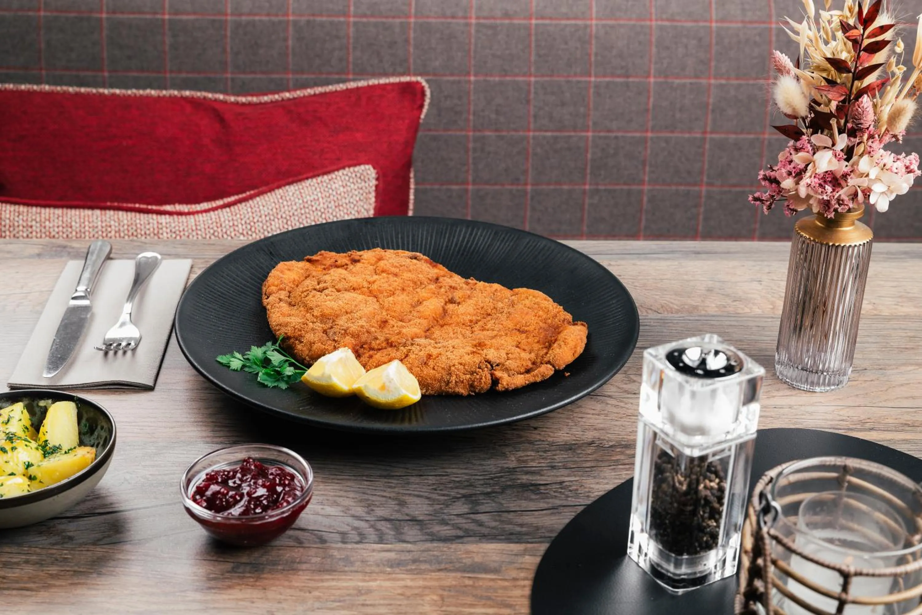 Restaurant/places to eat in MONDI Hotel Axams