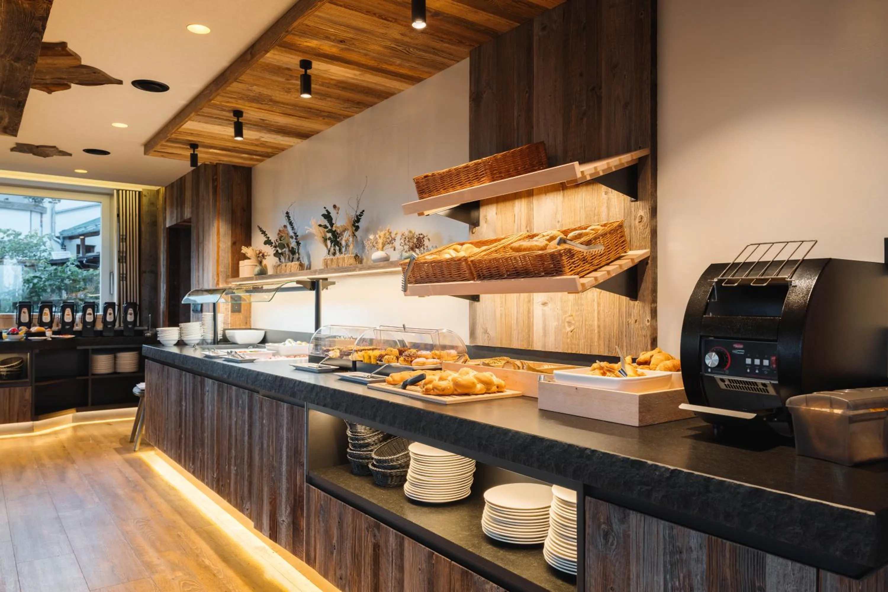 Breakfast in MONDI Hotel Axams