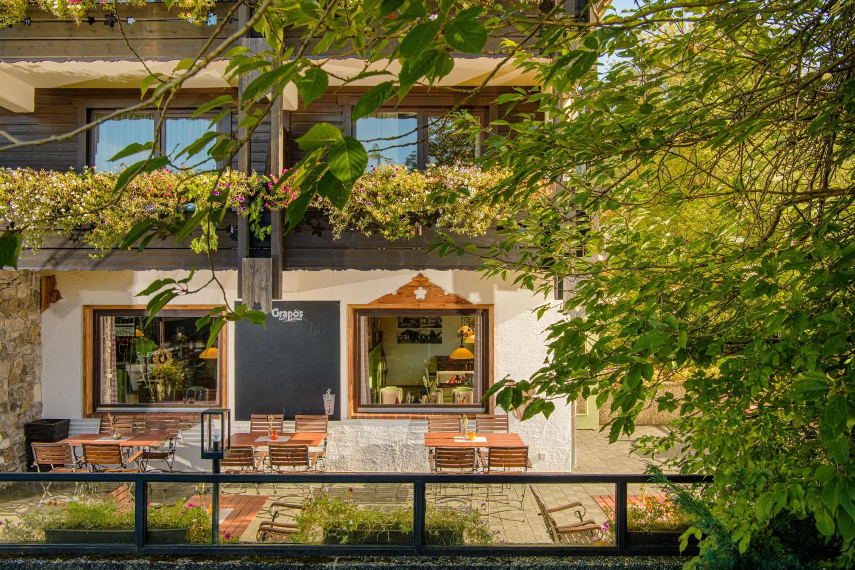 Garden in MONDI Hotel Axams