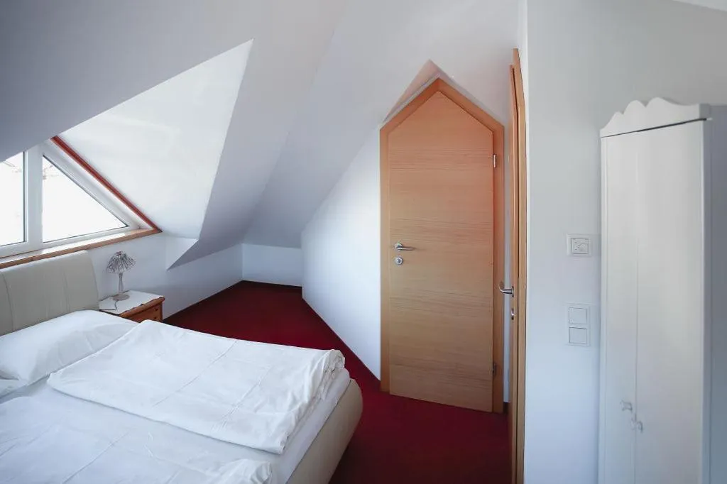 Bed in Appartements Ferienwohnungen Alpenblick