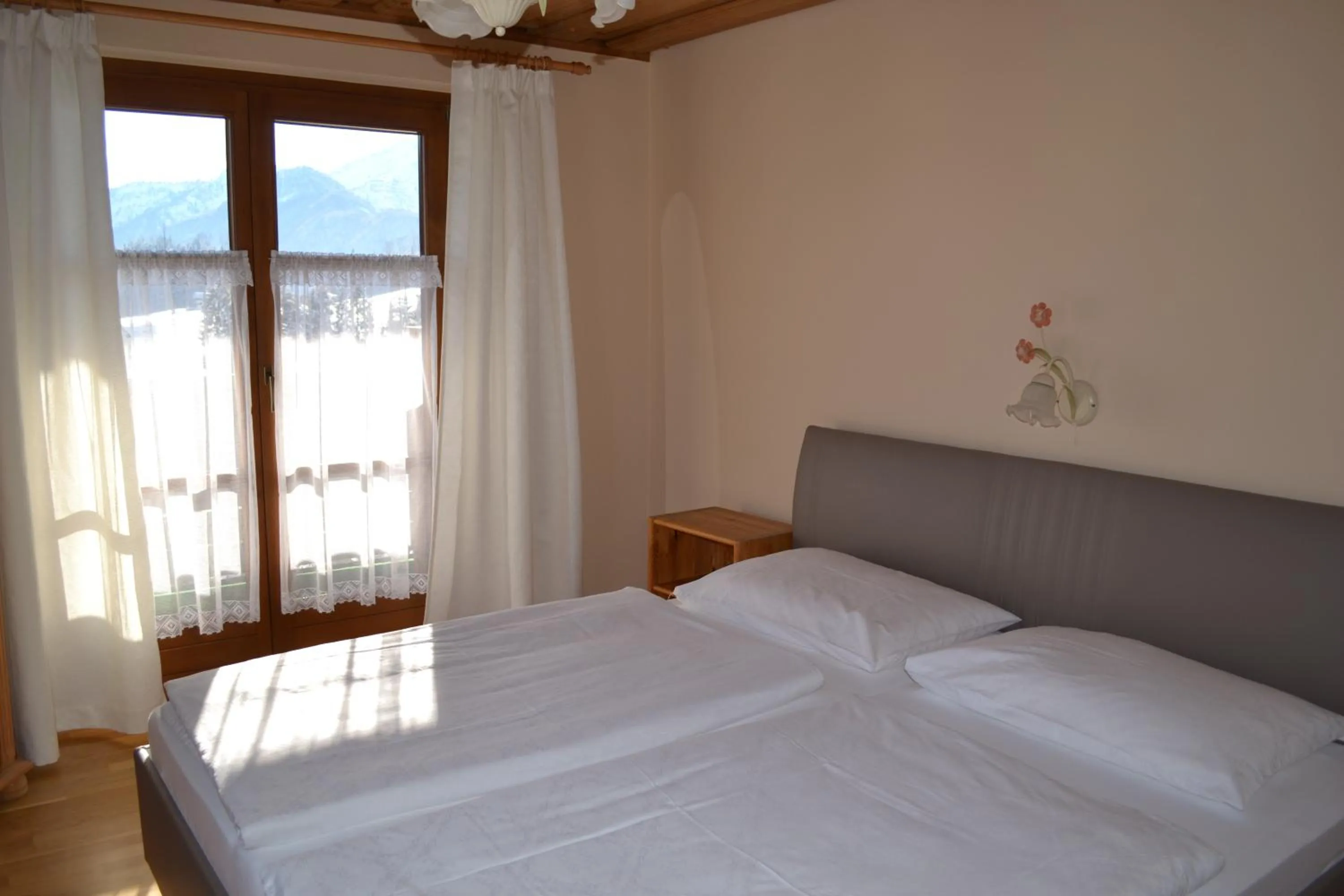 Bed in Appartements Ferienwohnungen Alpenblick