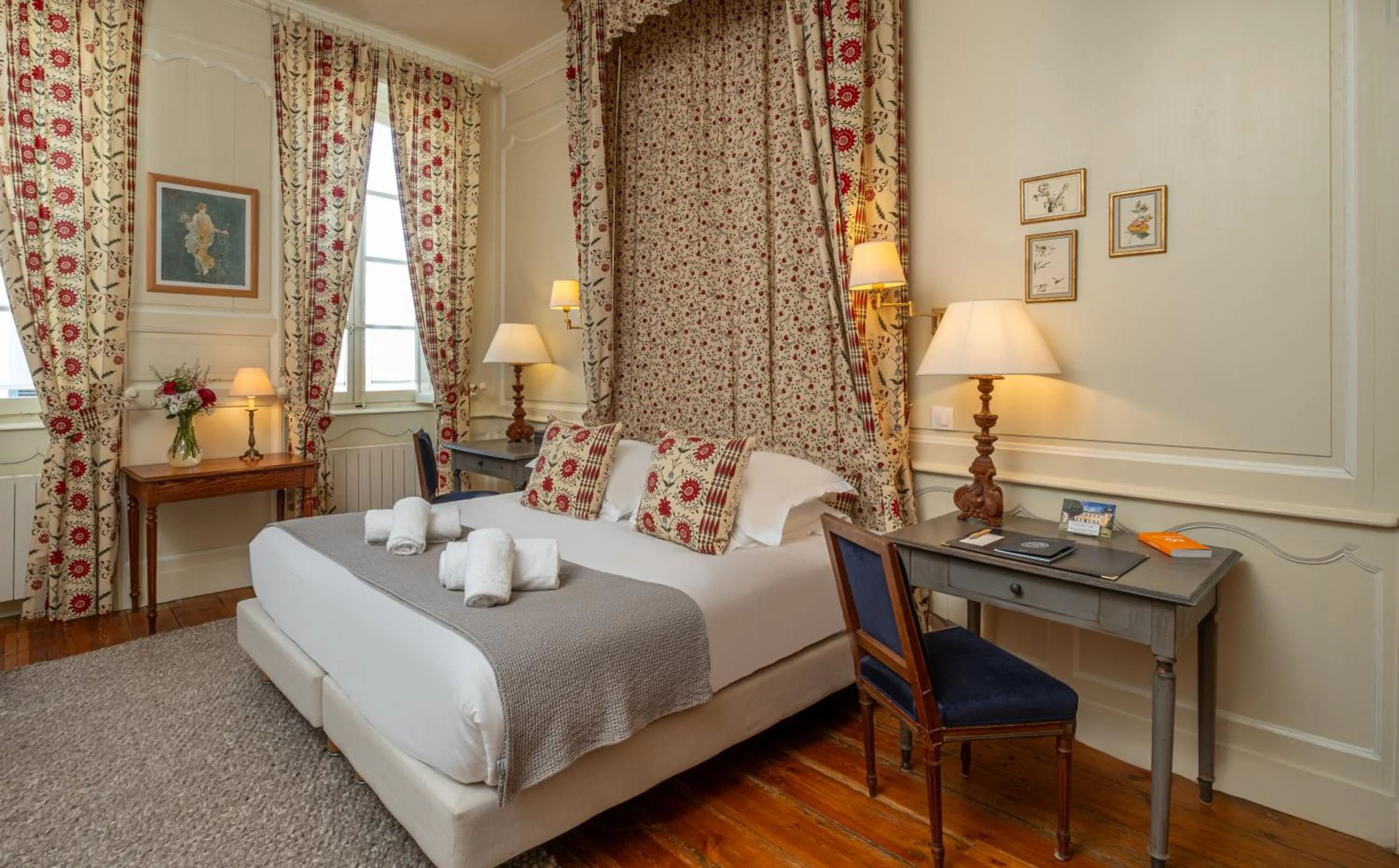 Bed in La Baronnie Hôtel & Spa - Teritoria