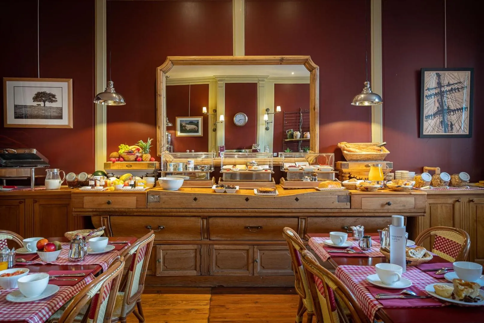 Food and drinks in La Baronnie Hôtel & Spa - Teritoria