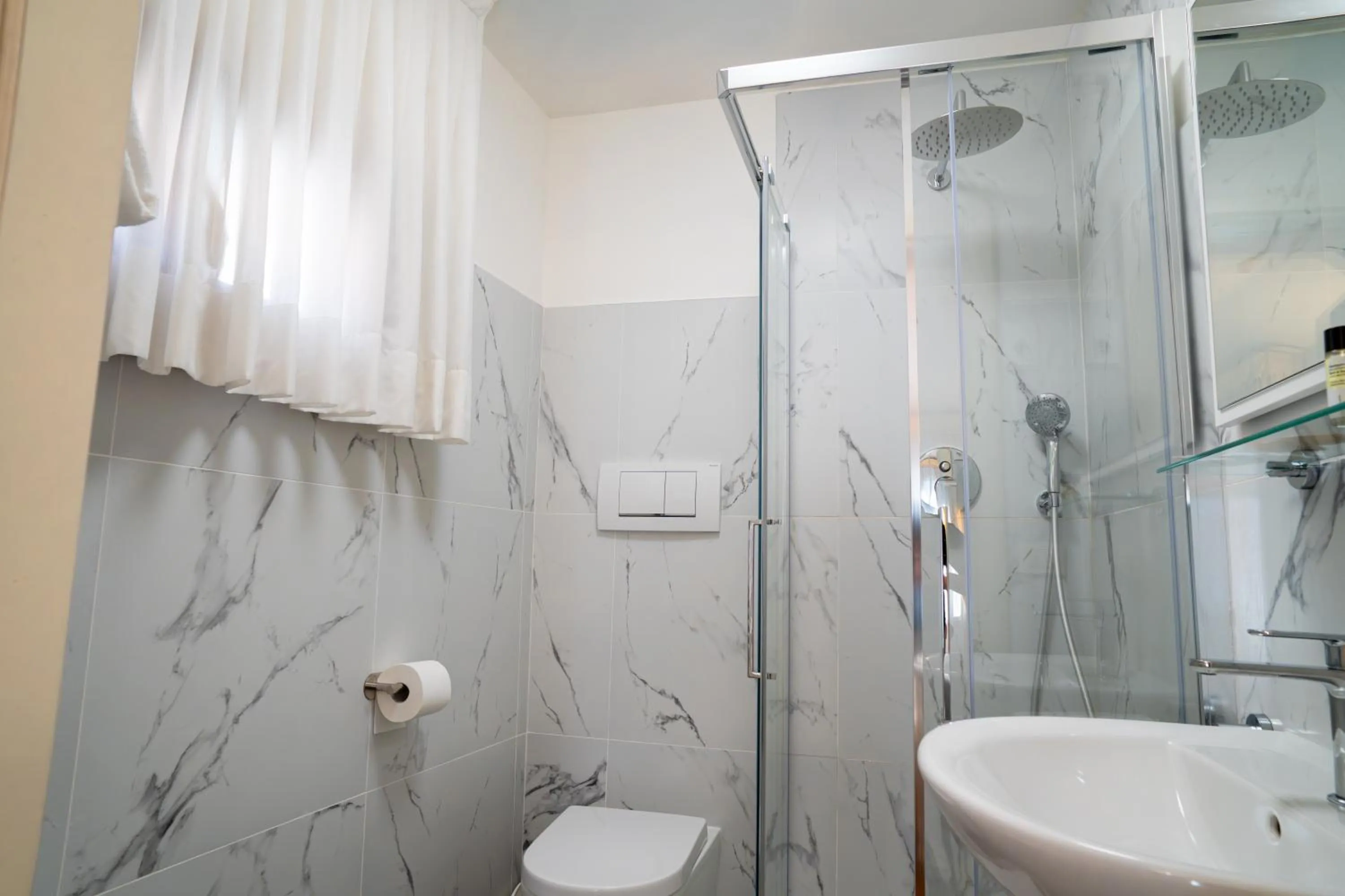 Shower in Casa Sul Molo