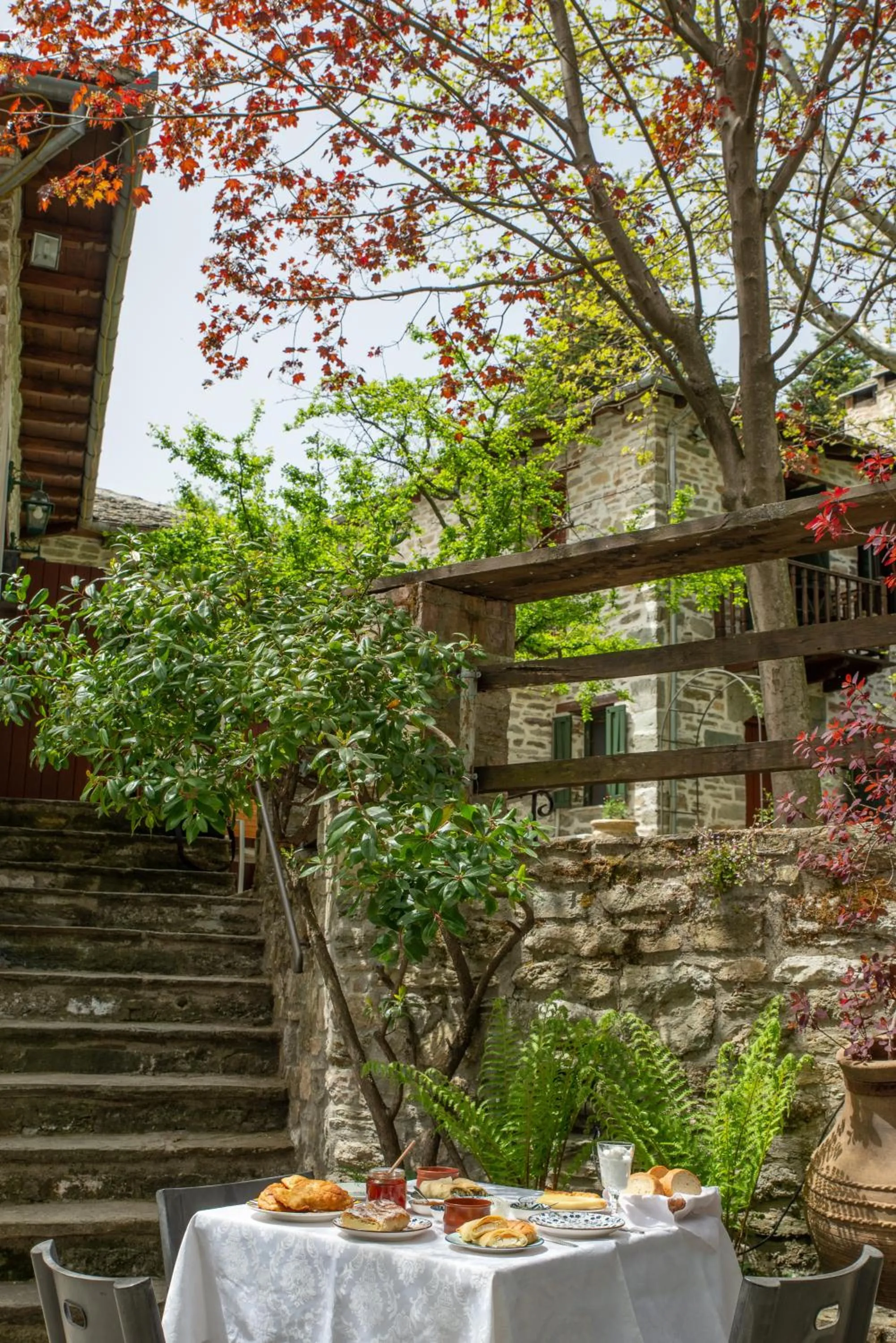 Property building in Archontiko Stamou