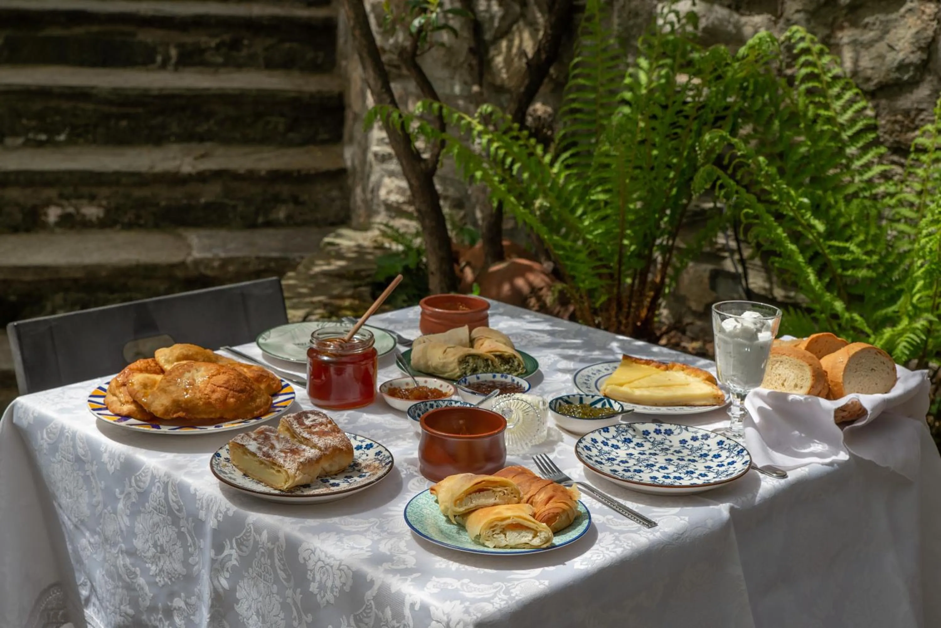 Food and drinks in Archontiko Stamou