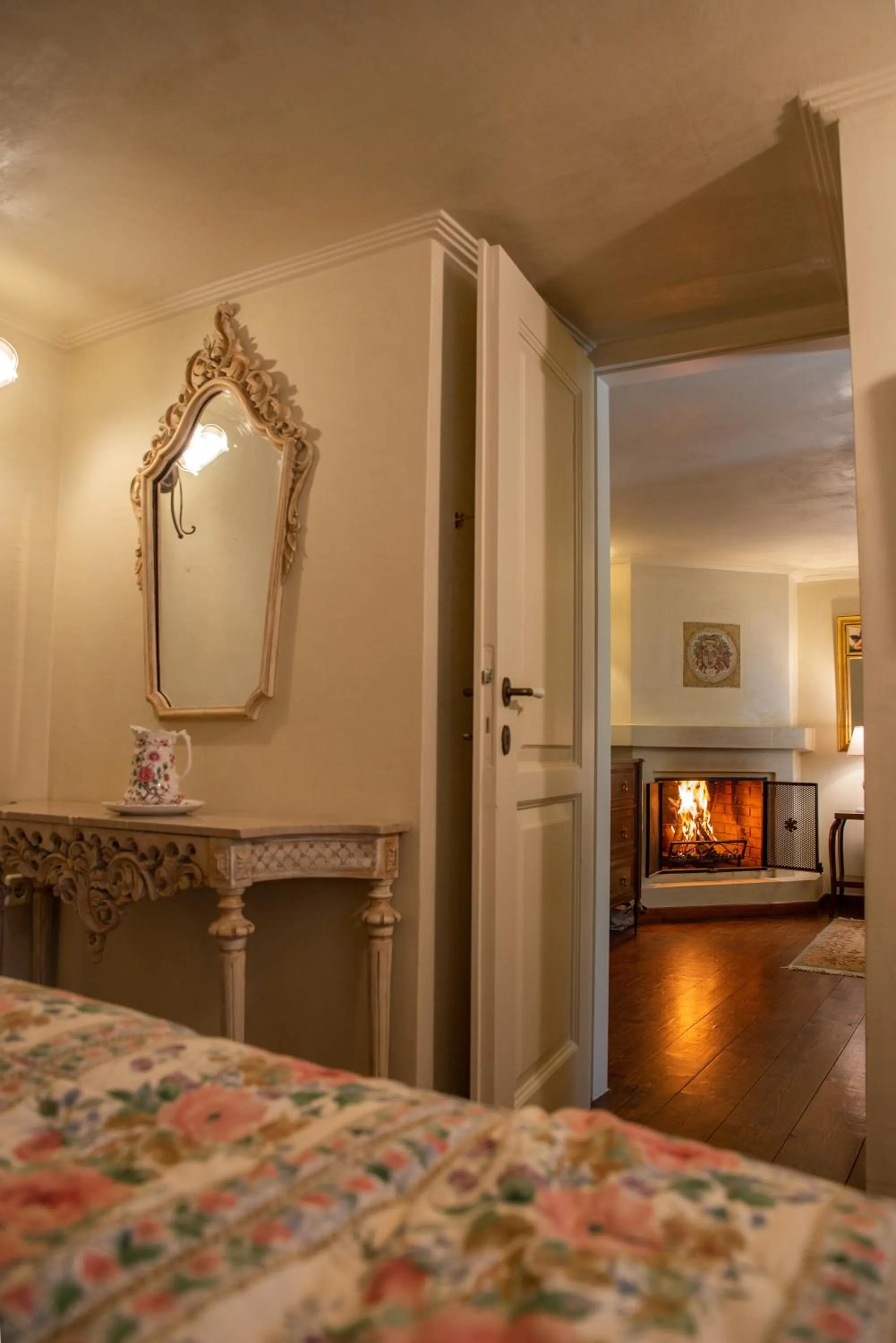 Seating area, Bed in Archontiko Stamou