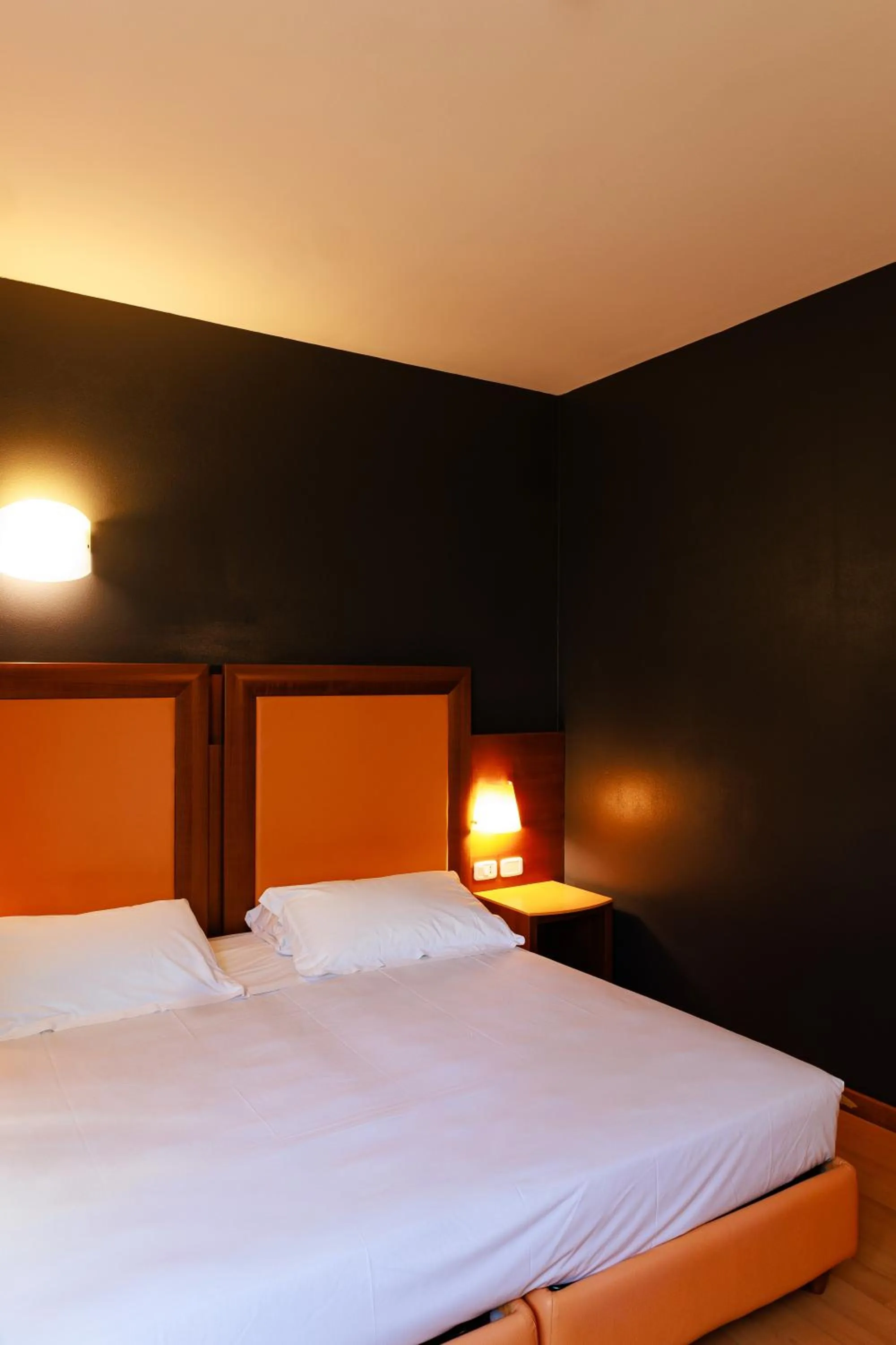 Bed in Hotel Villa Delle Rose - Malpensa